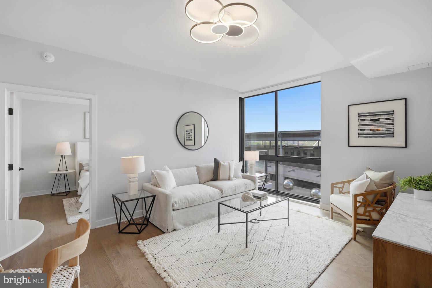 NAVY YARD - Residential