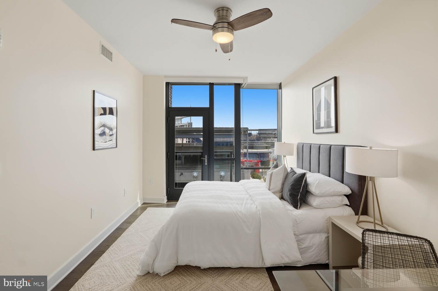 NAVY YARD - Residential