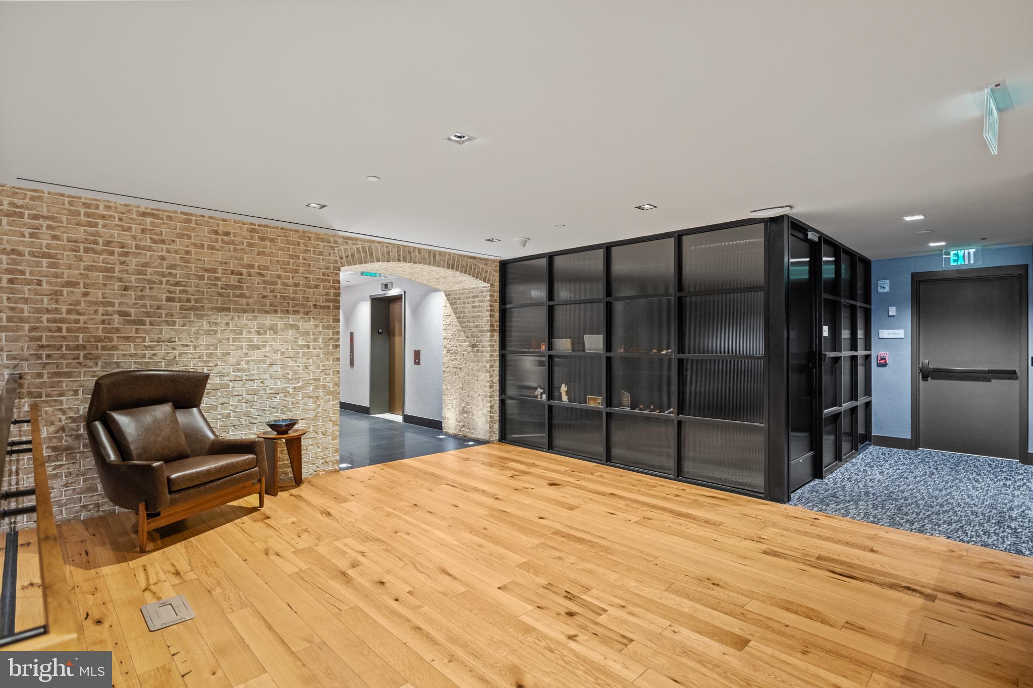 NAVY YARD - Residential