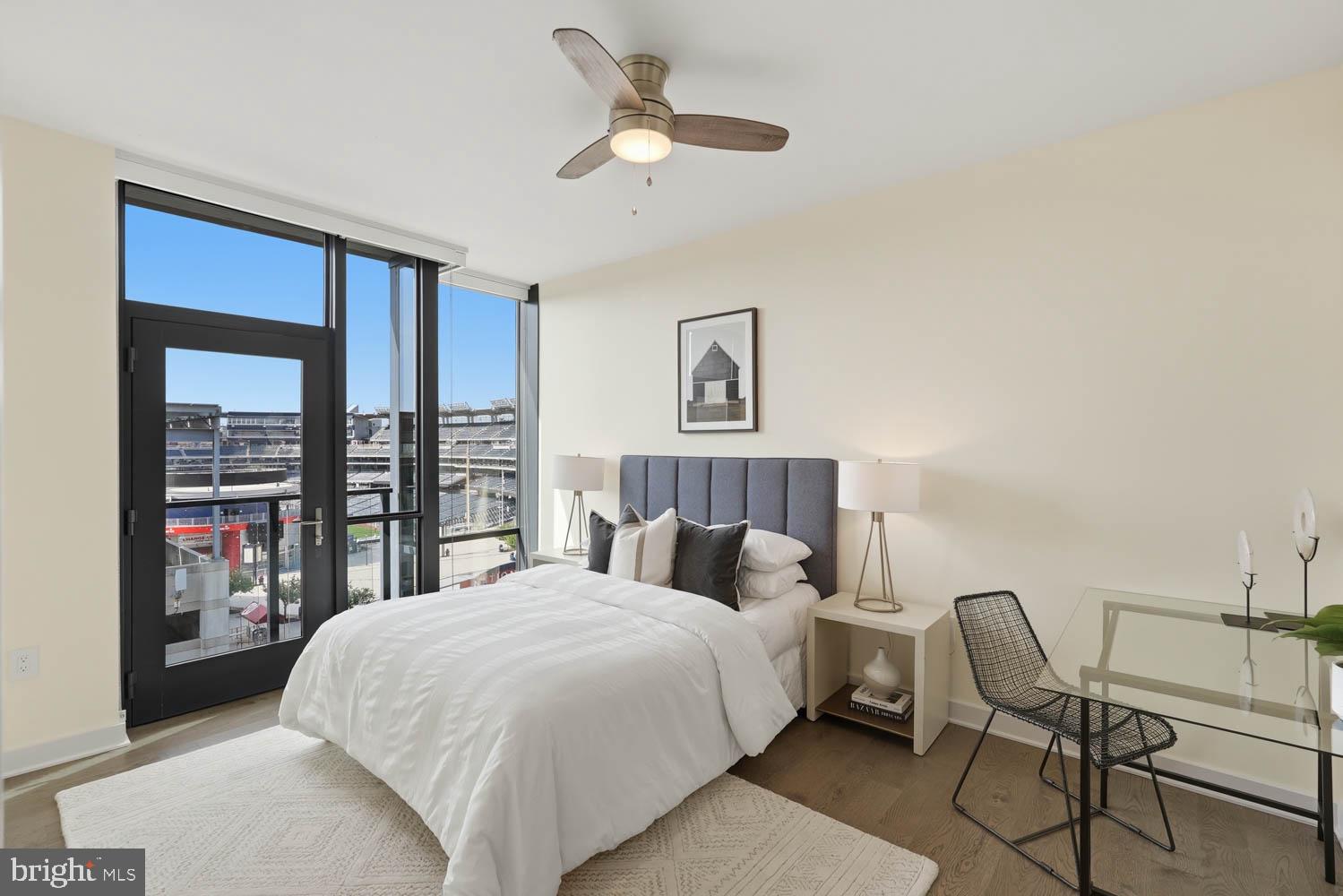 NAVY YARD - Residential