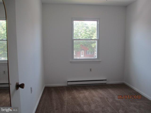 SURRY SQUARE - Residential