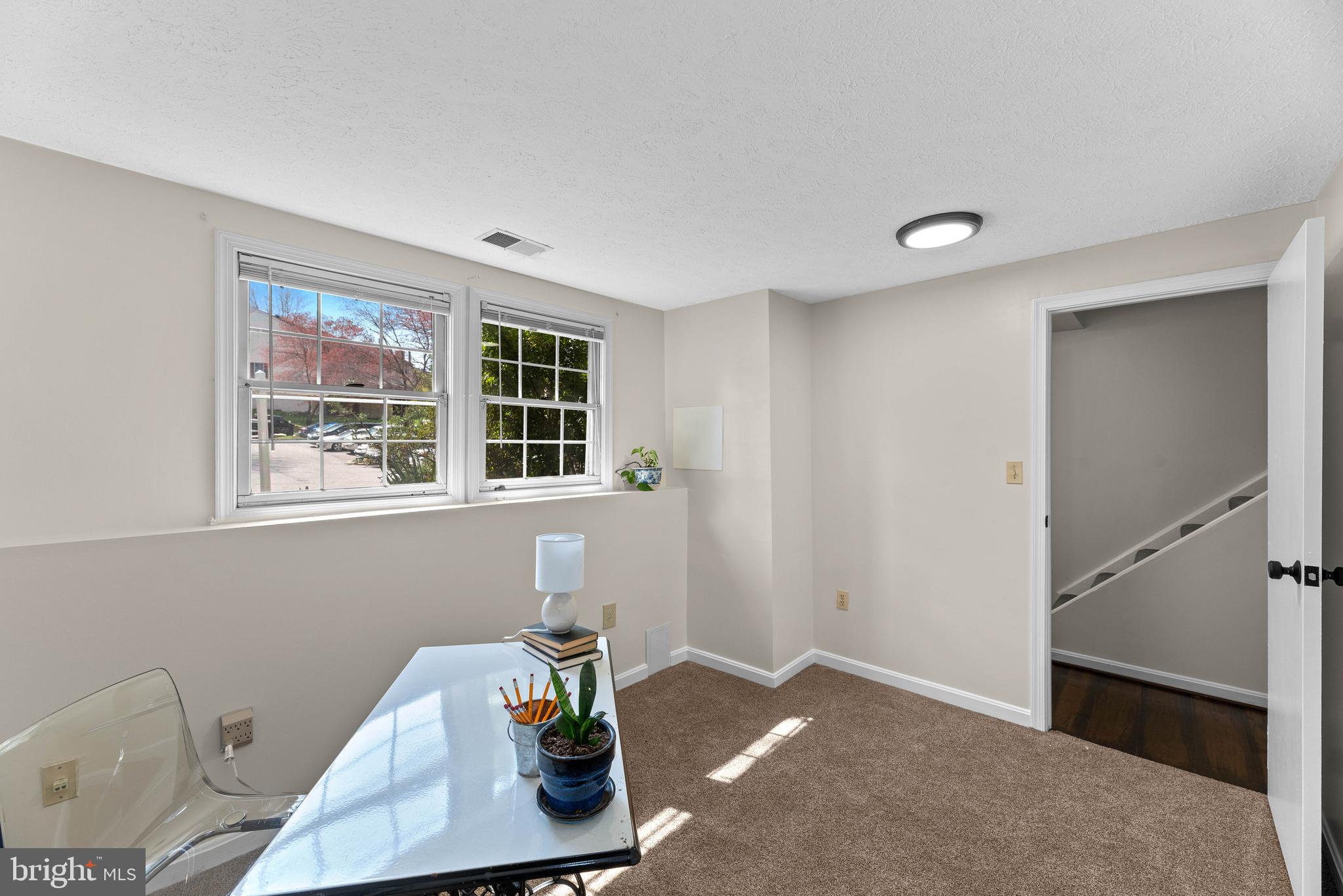 OAK WEST - Residential