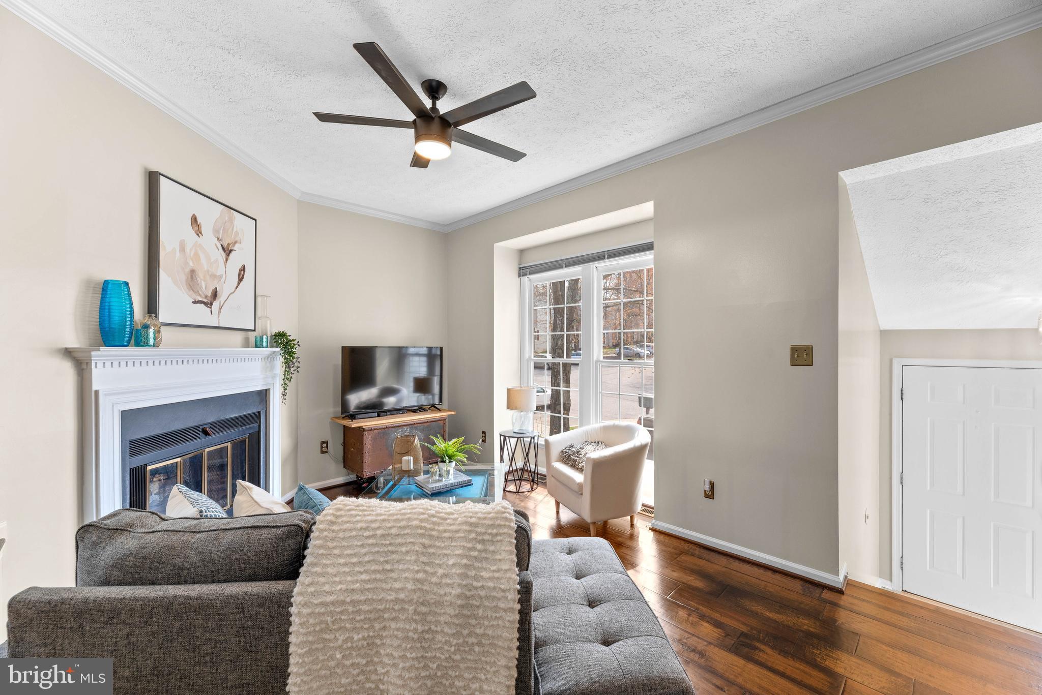 OAK WEST - Residential