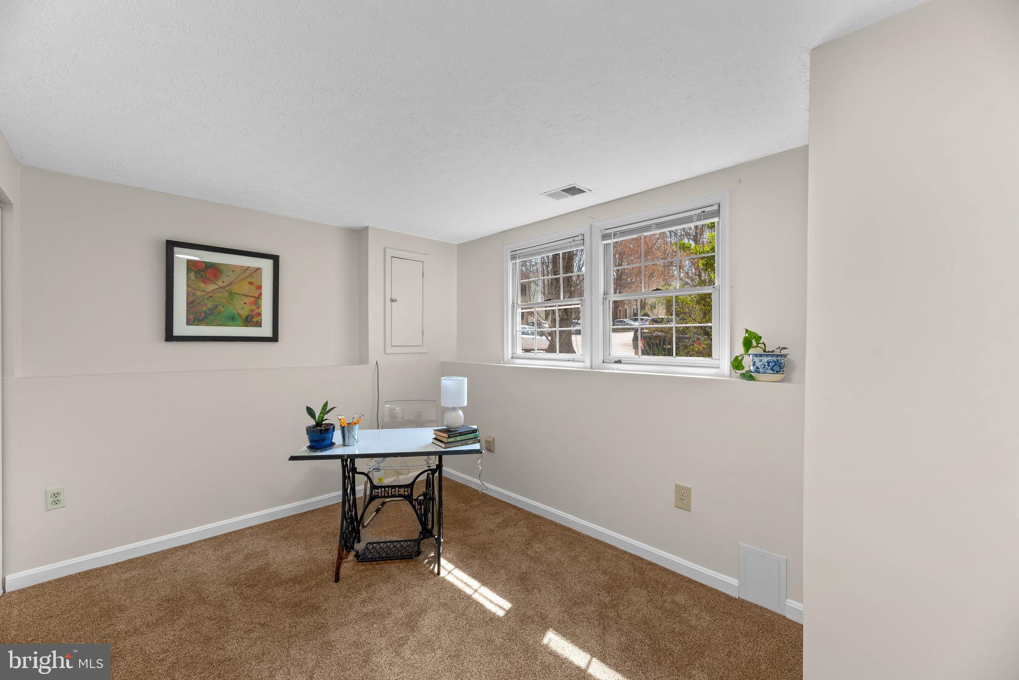 OAK WEST - Residential