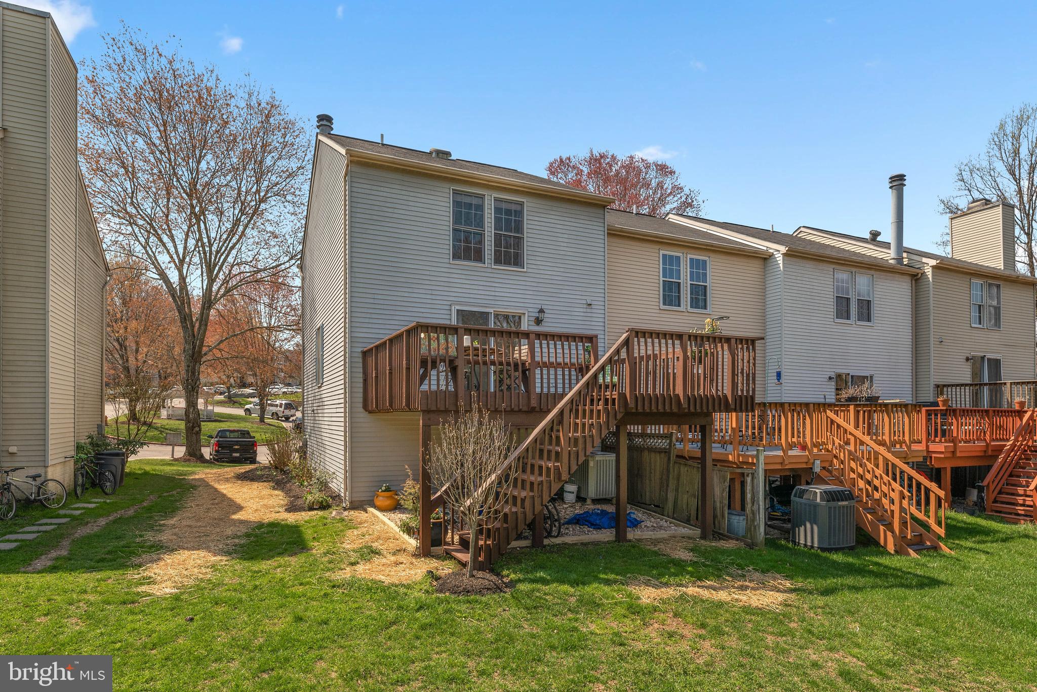 OAK WEST - Residential