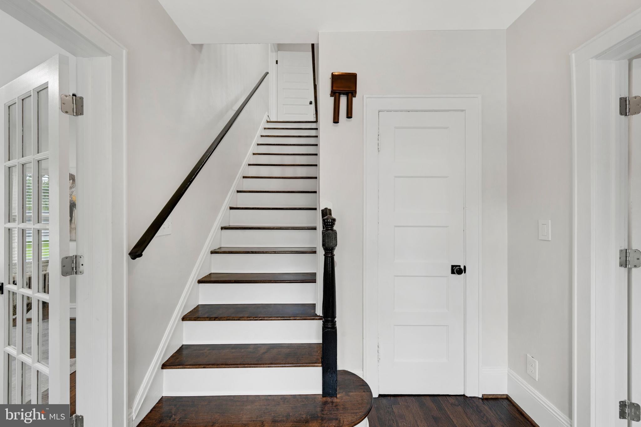 6204 LOMBARD