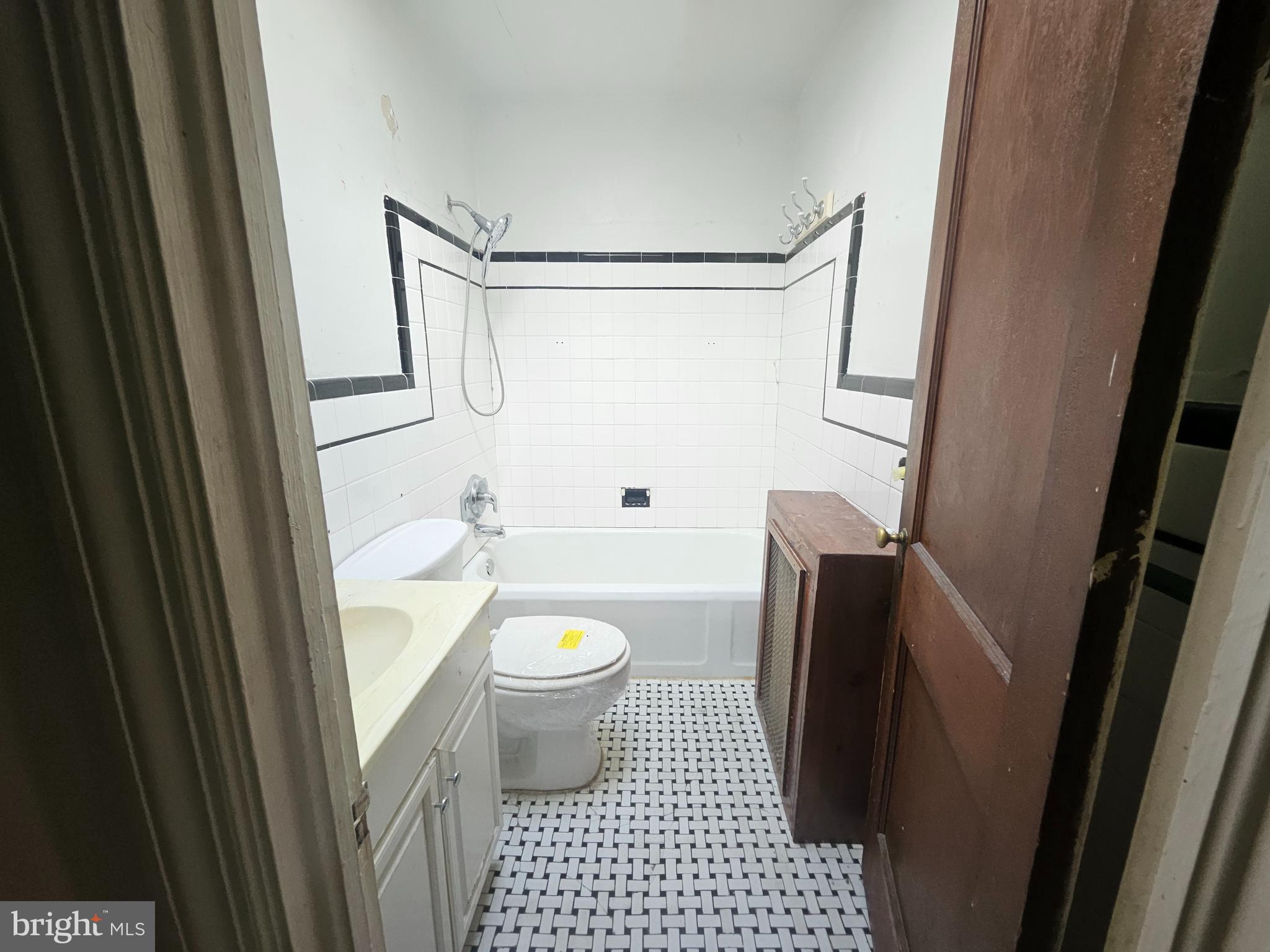 SAINT JOSEPHS - Residential