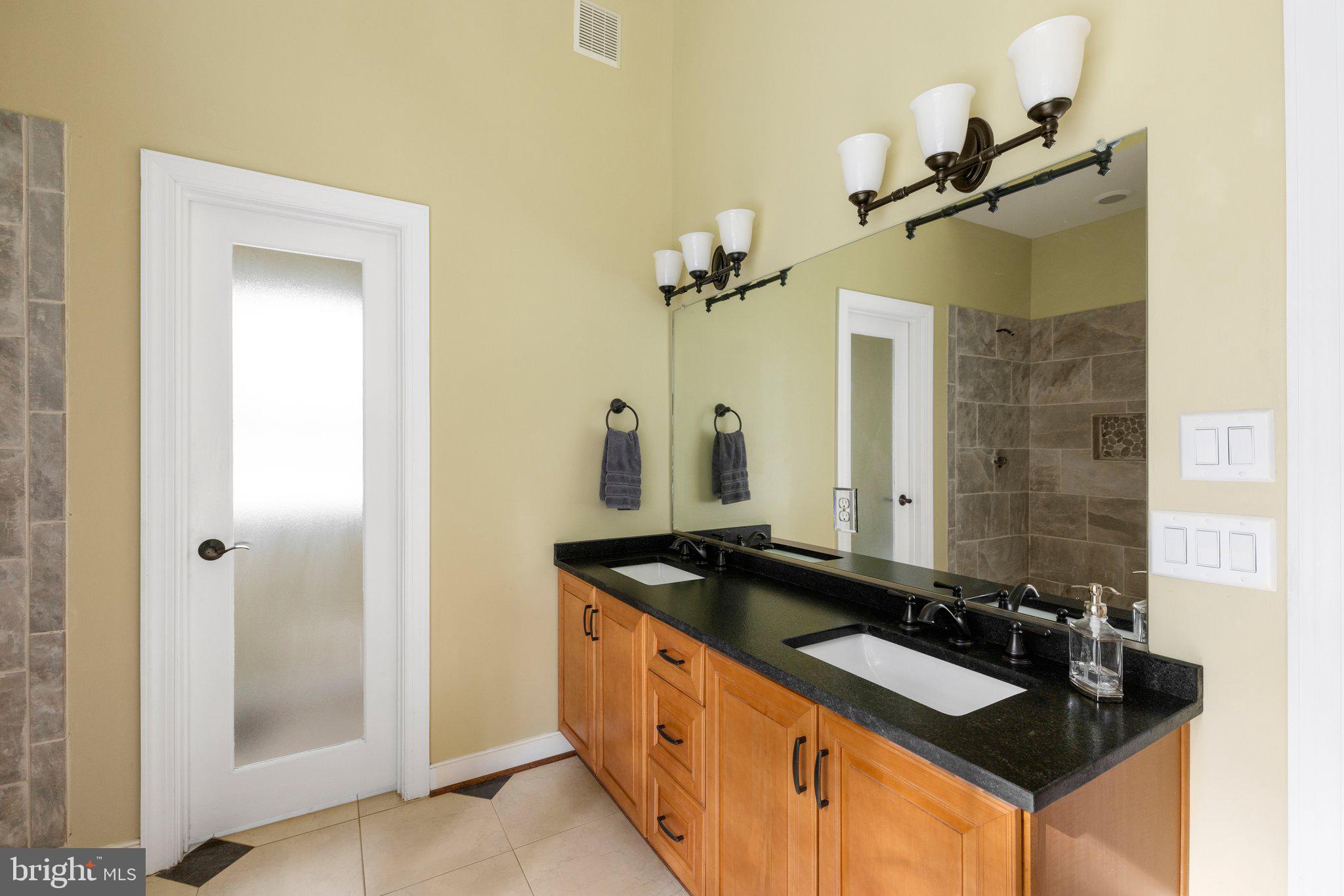 JAMES RIVER ESTATES - Residential