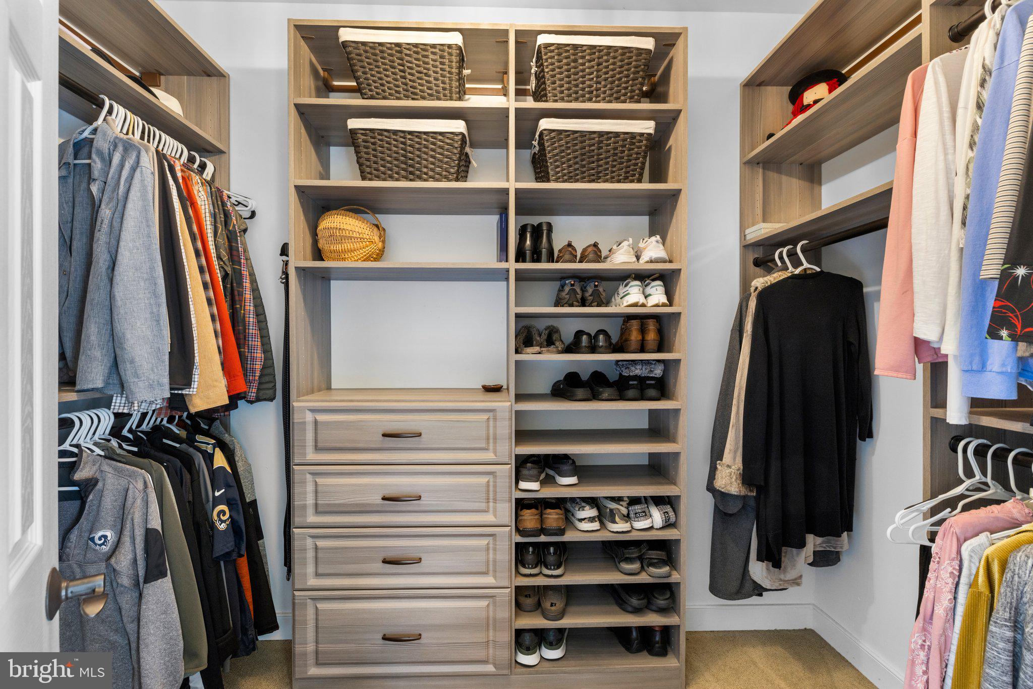 JAMES RIVER ESTATES - Residential