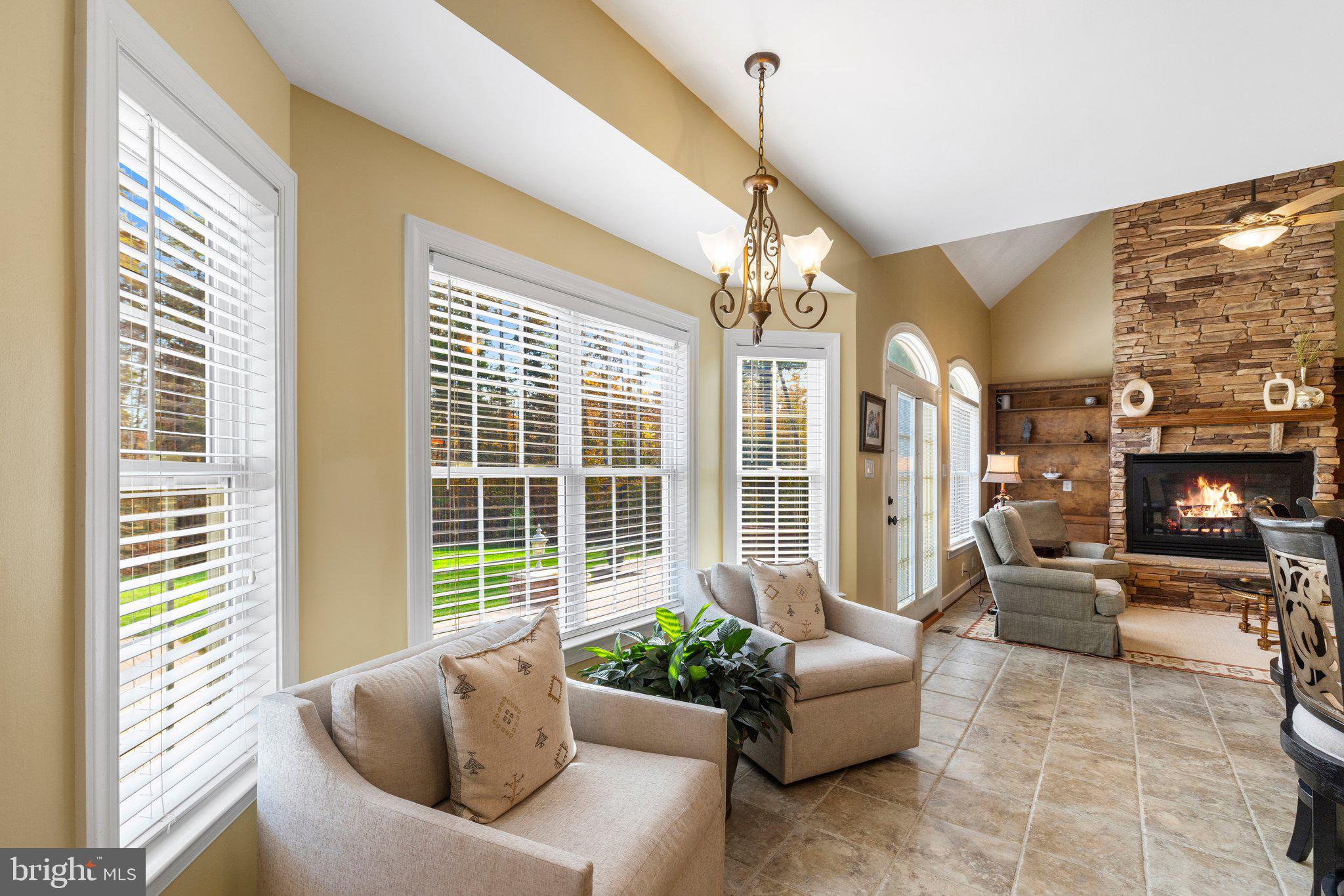 JAMES RIVER ESTATES - Residential