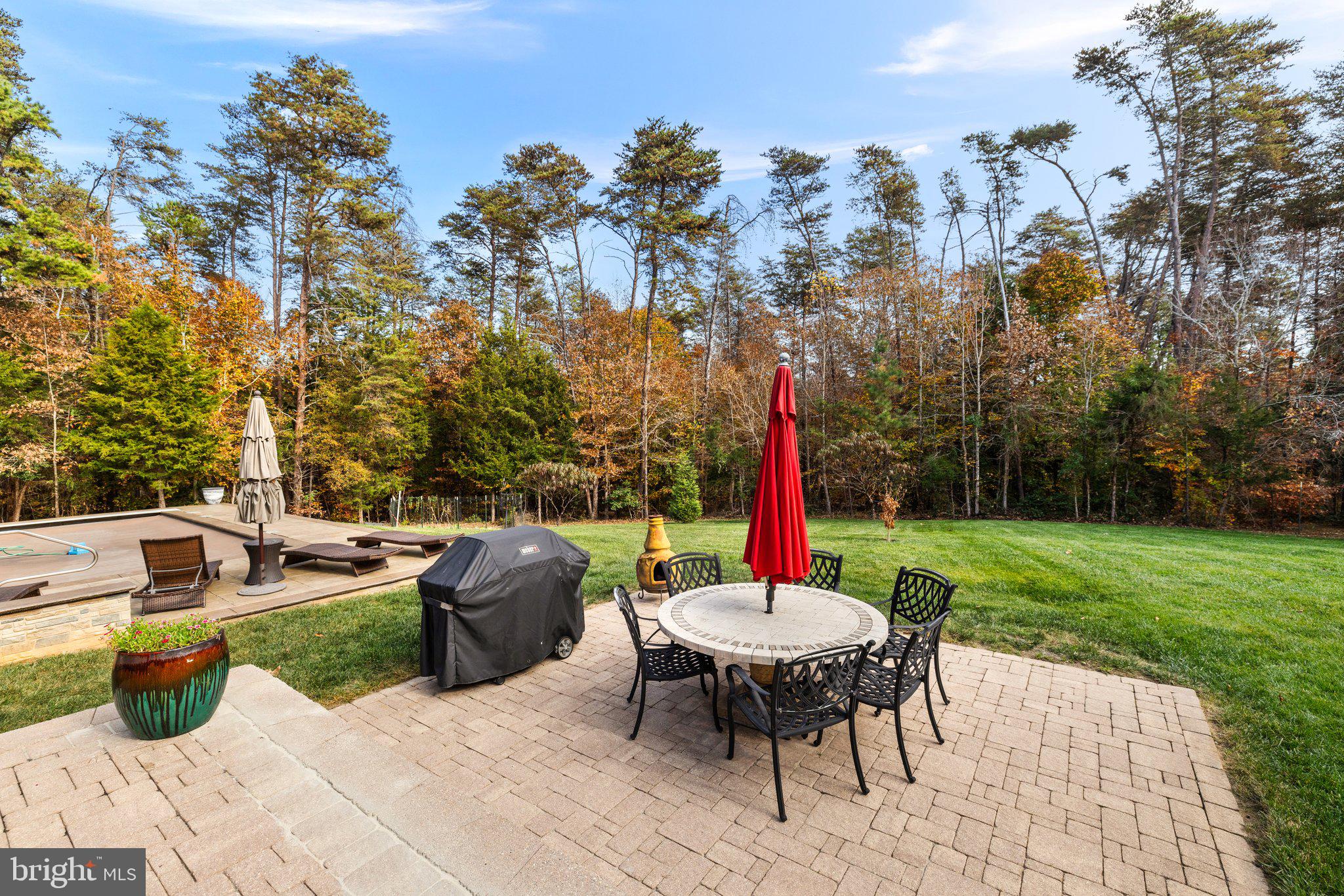 JAMES RIVER ESTATES - Residential