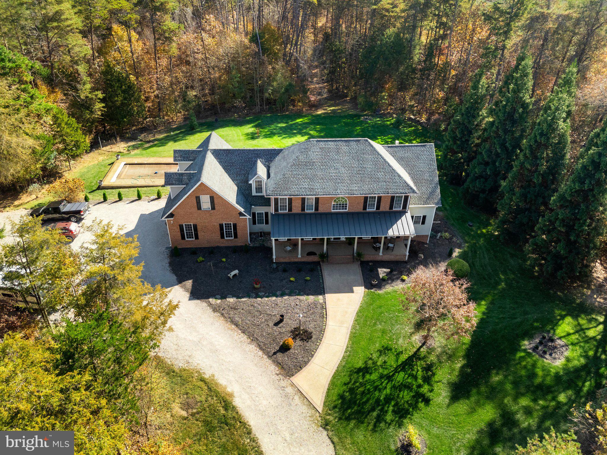 JAMES RIVER ESTATES - Residential