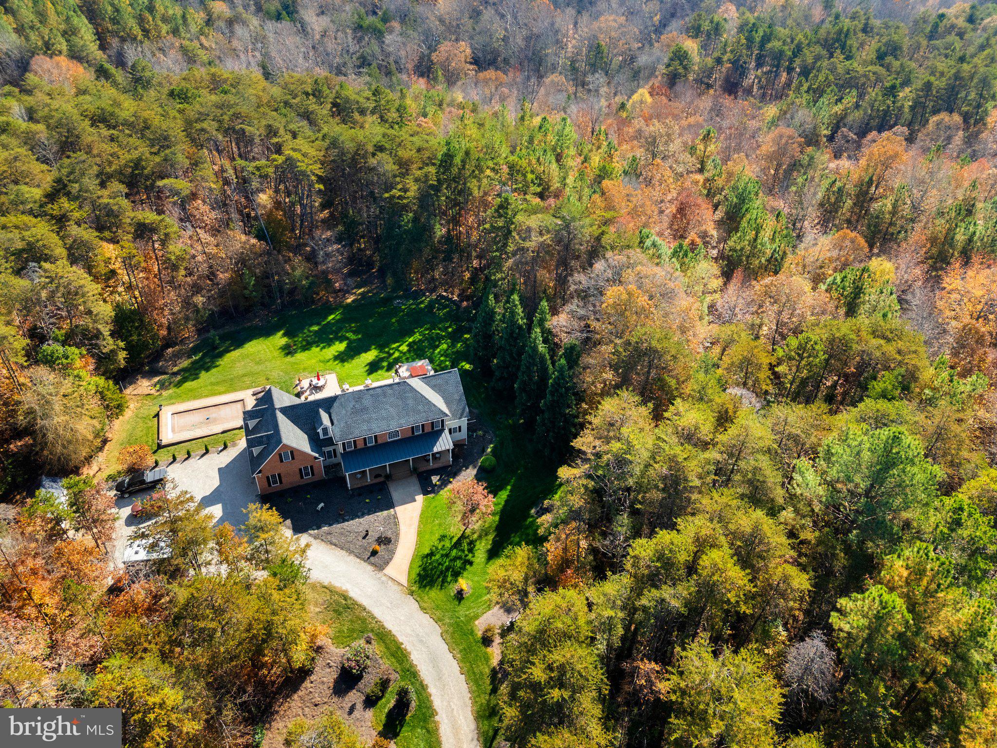 JAMES RIVER ESTATES - Residential