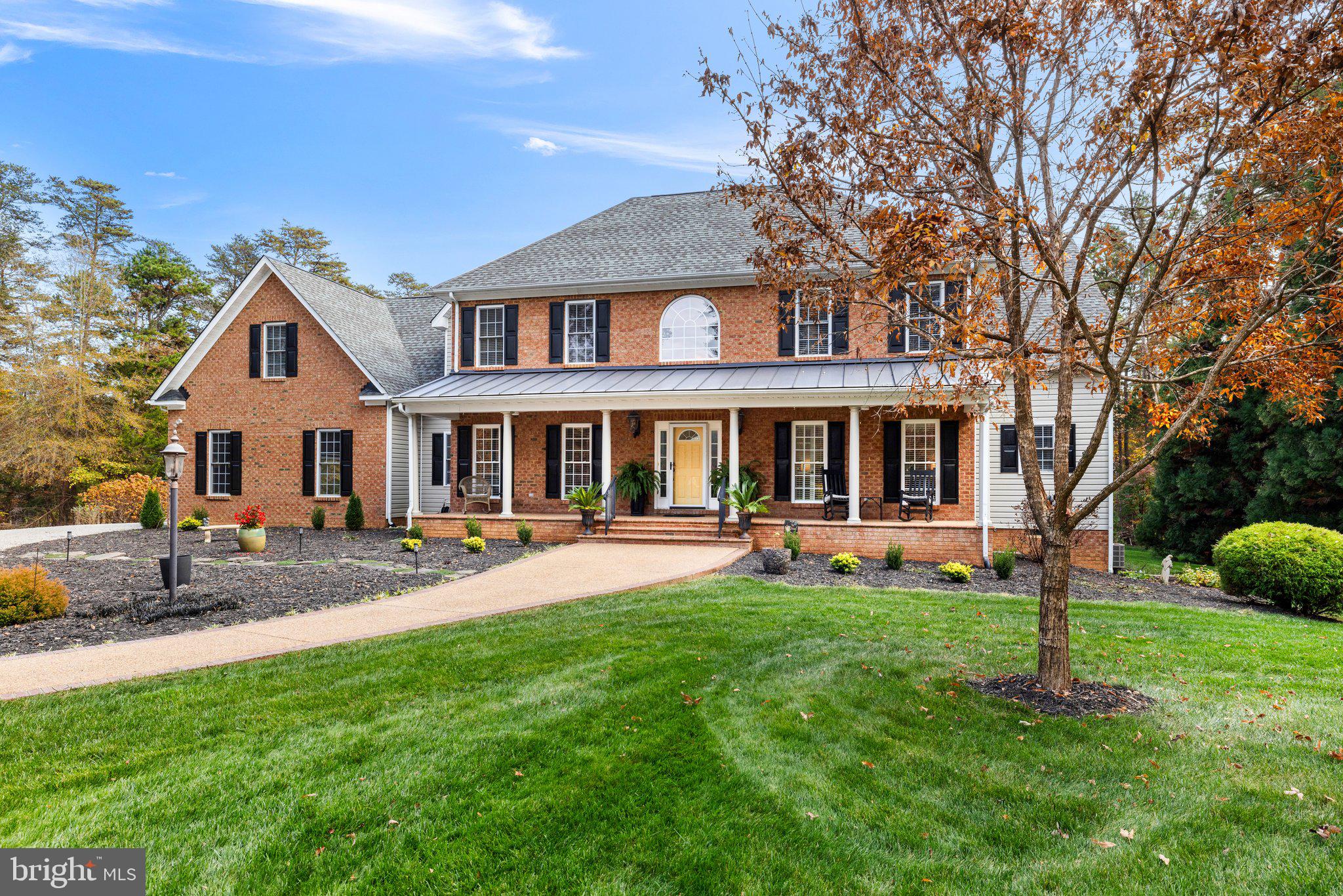 JAMES RIVER ESTATES - Residential