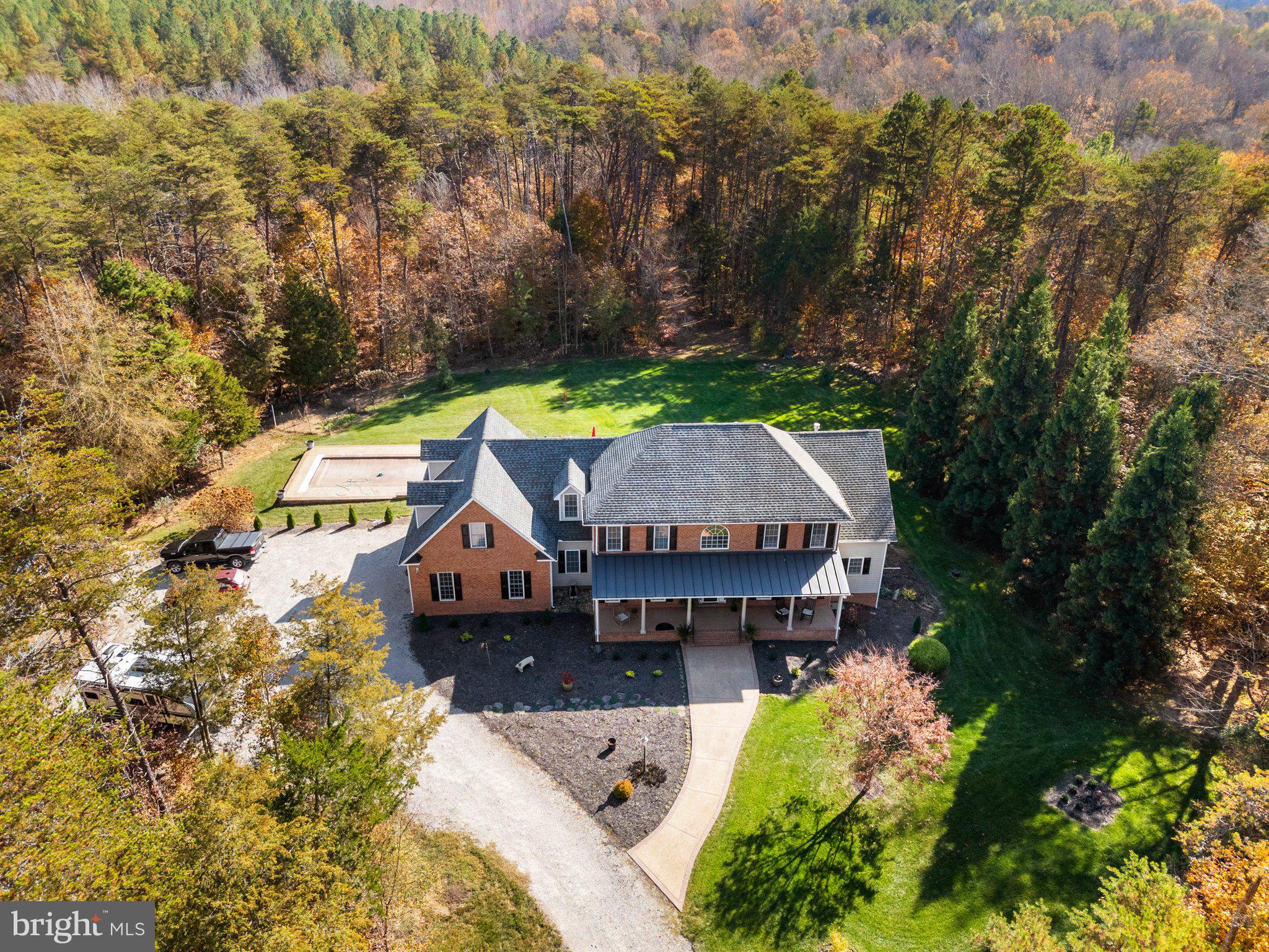 JAMES RIVER ESTATES - Residential