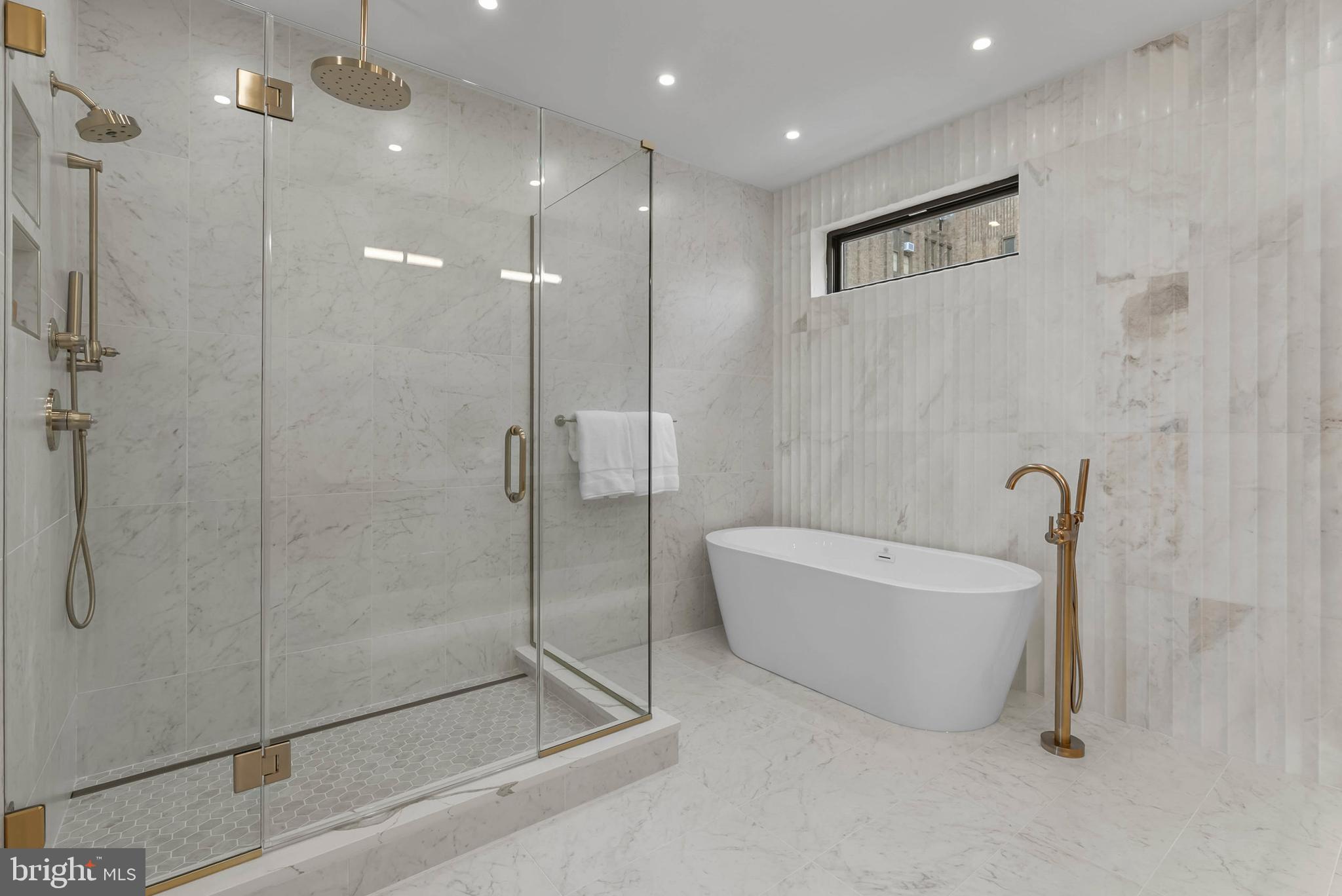 BELLA VISTA - Residential