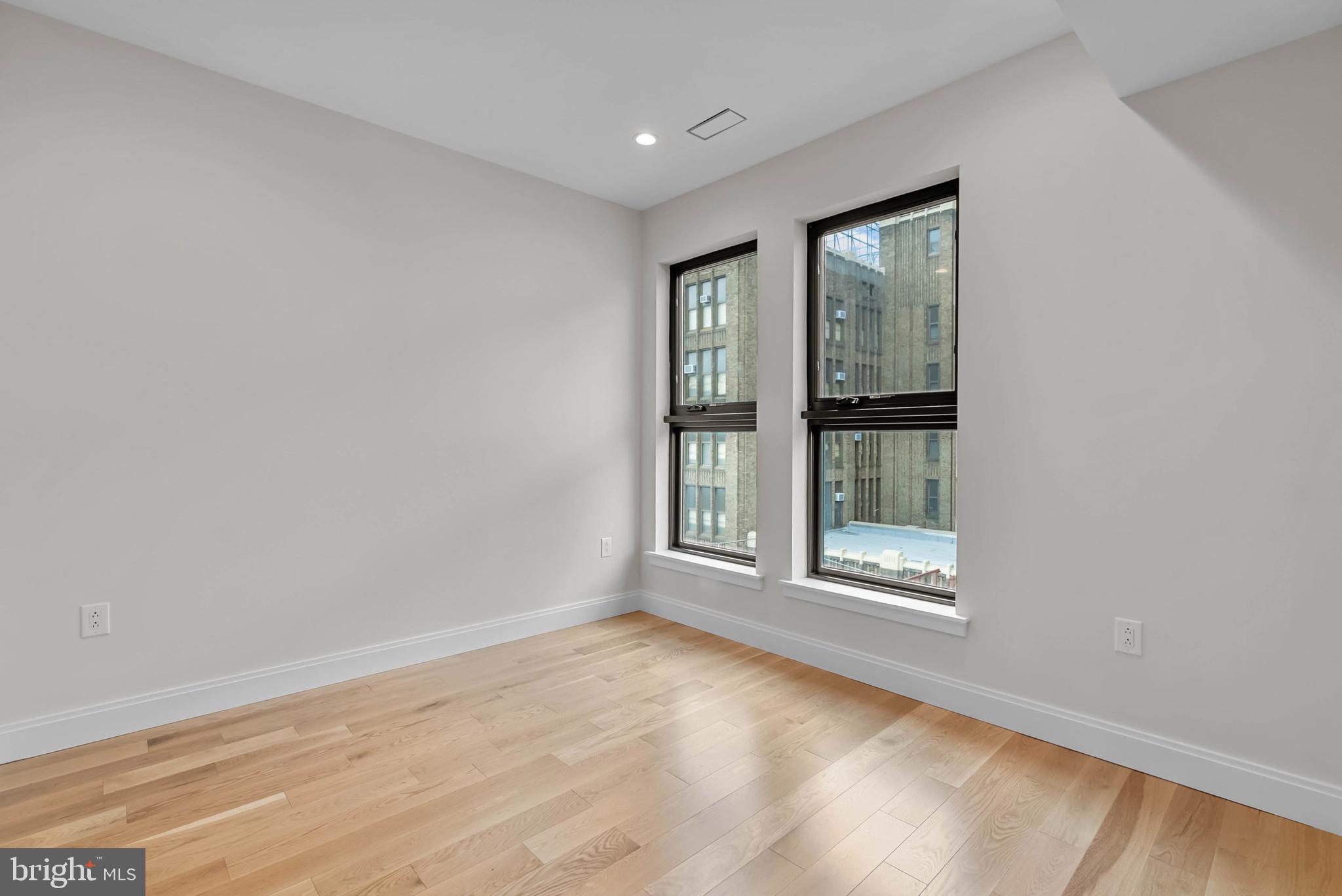 BELLA VISTA - Residential