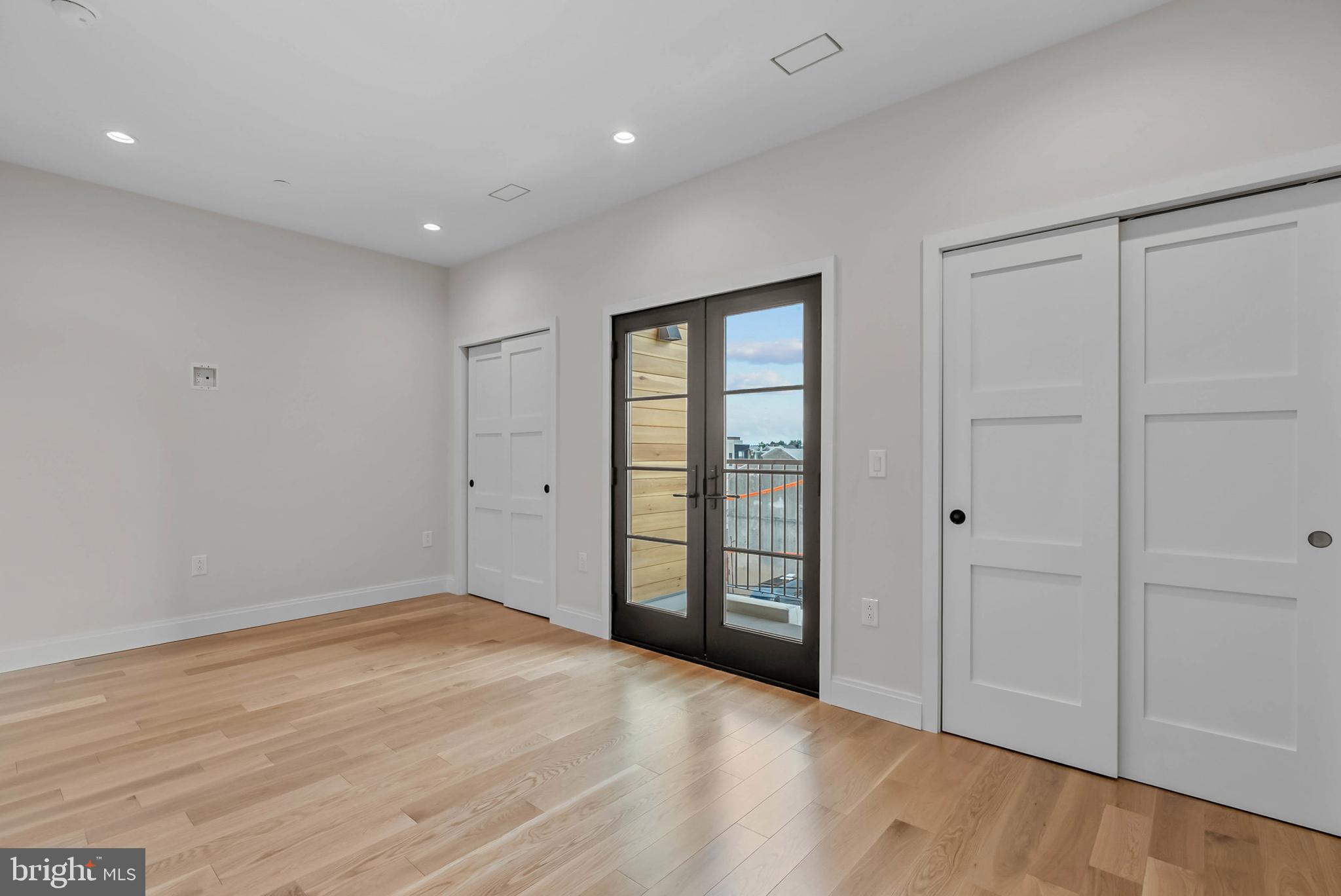 BELLA VISTA - Residential