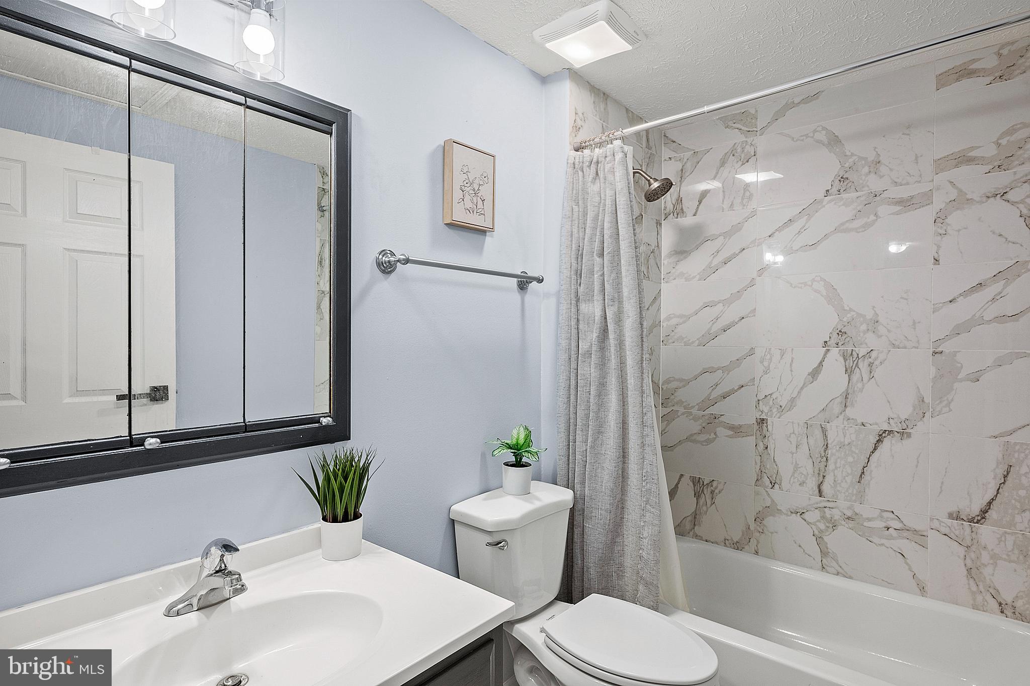 VILLAGE OF HICKORY RIDGE - Residential