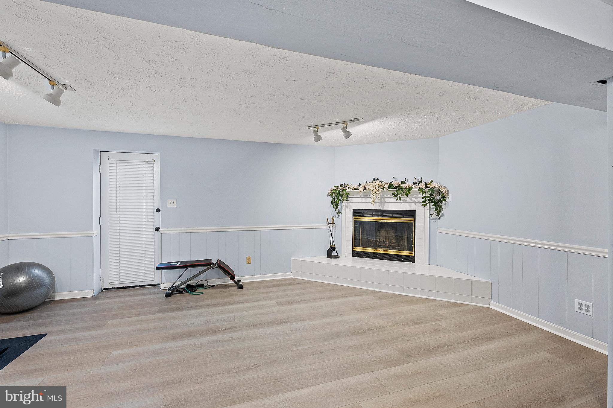 VILLAGE OF HICKORY RIDGE - Residential