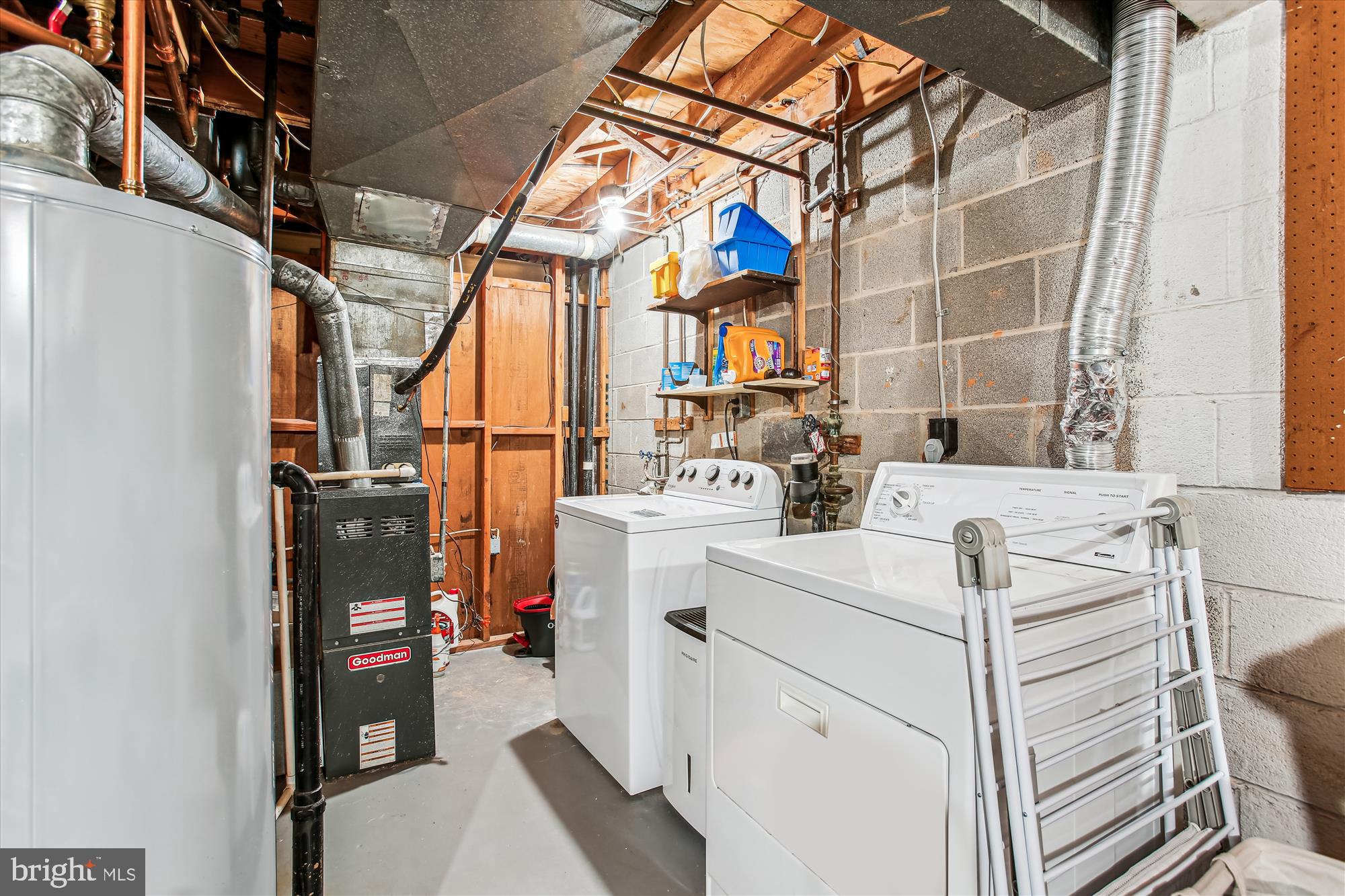 DEEPWOOD - Residential