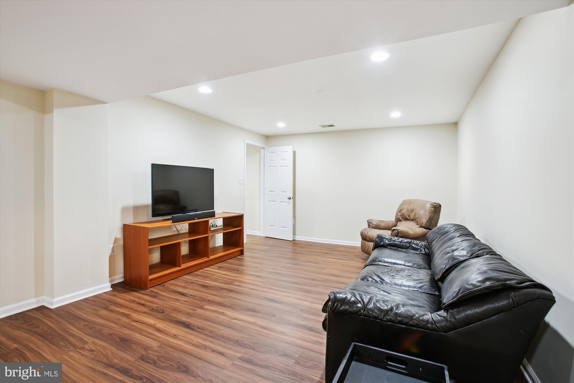 HAMDEN VALE - Residential