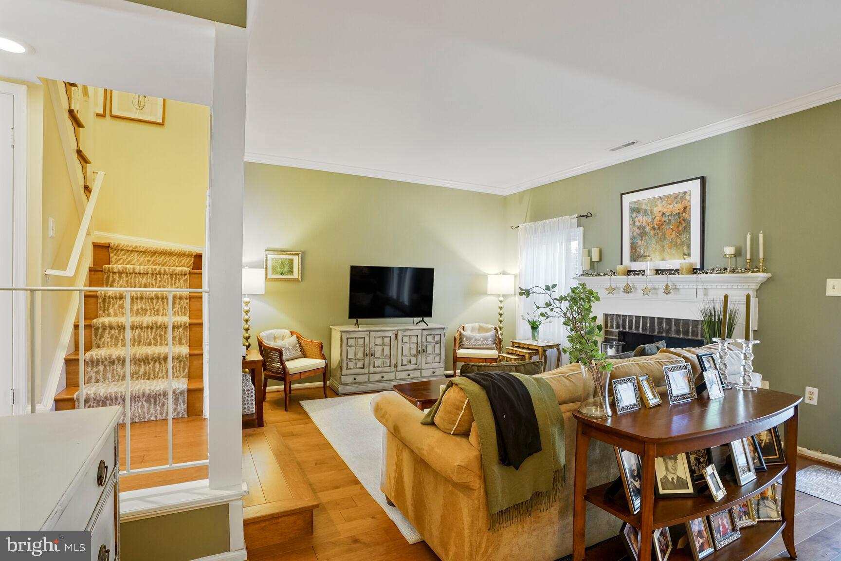 TOWNES OF MOOREFIELD - Residential