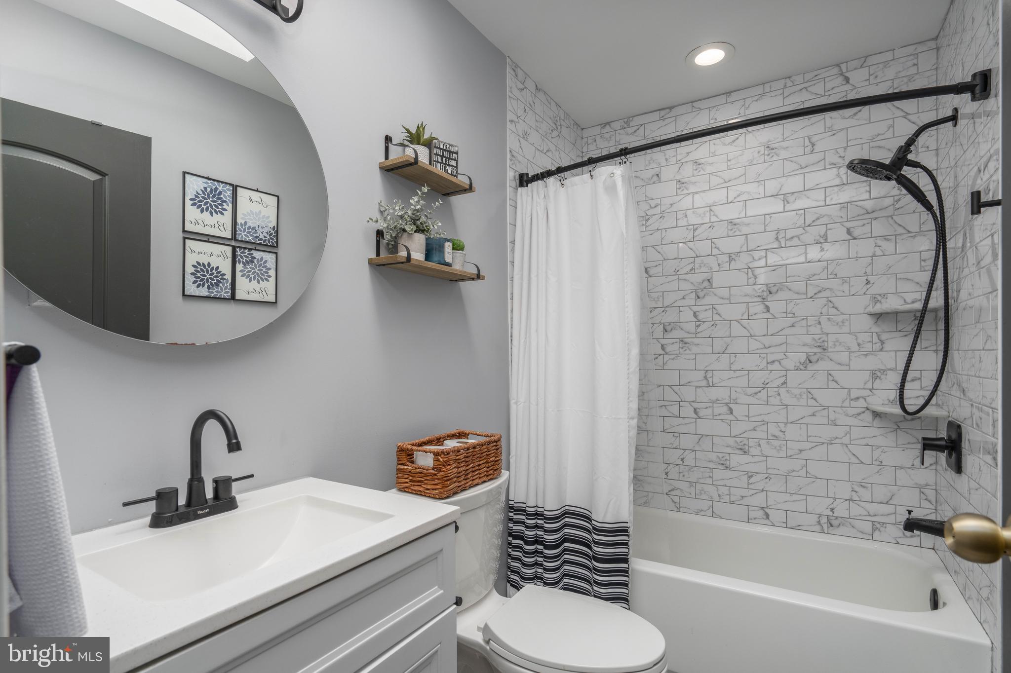 MODENA PARK - Residential