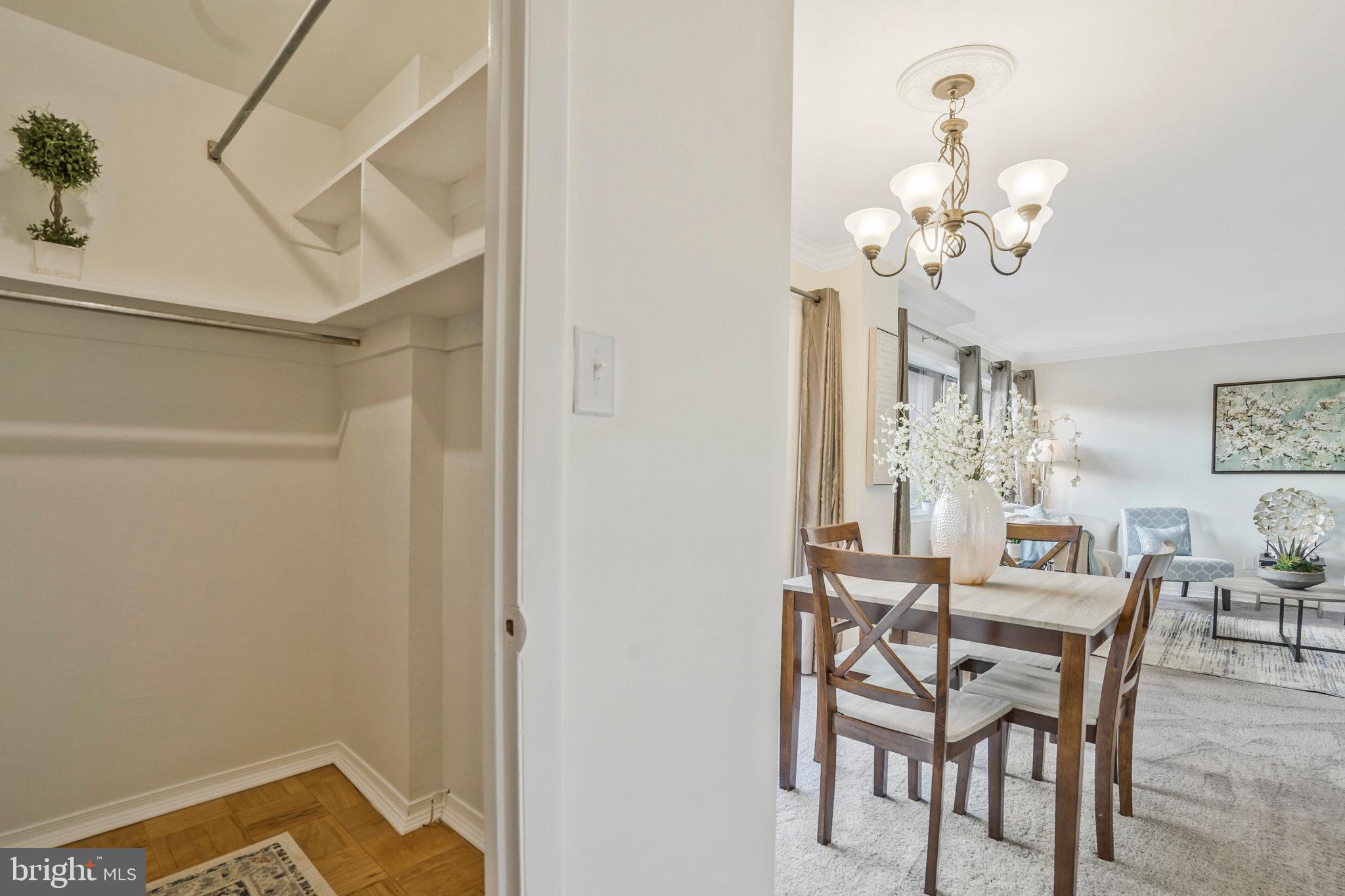 GEORGE MASON VILLAGE - Residential