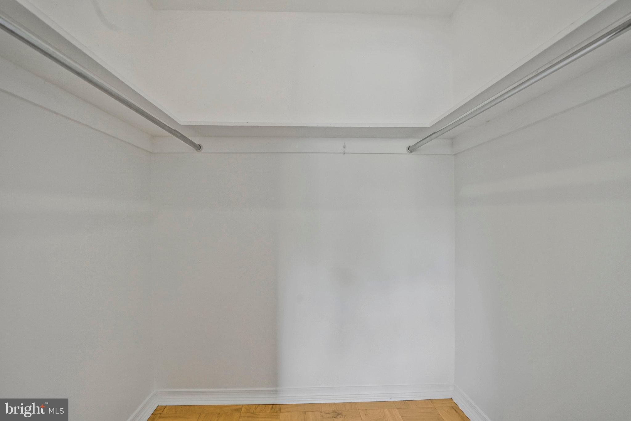 GEORGE MASON VILLAGE - Residential