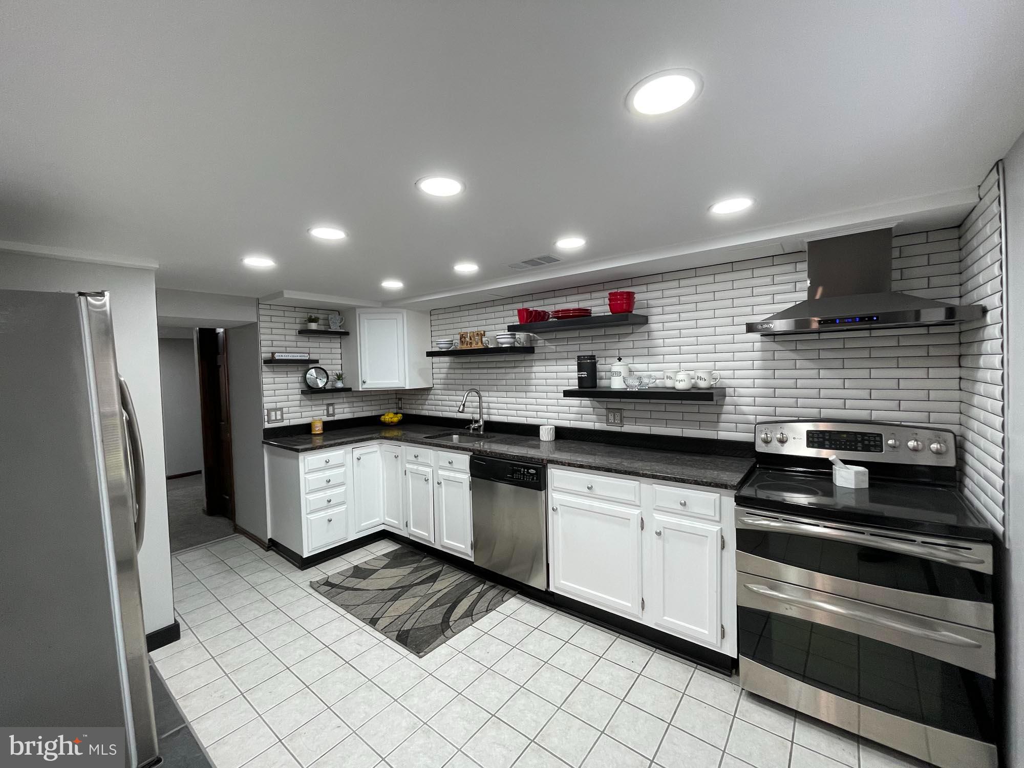 BEL AIR ACRES - Residential