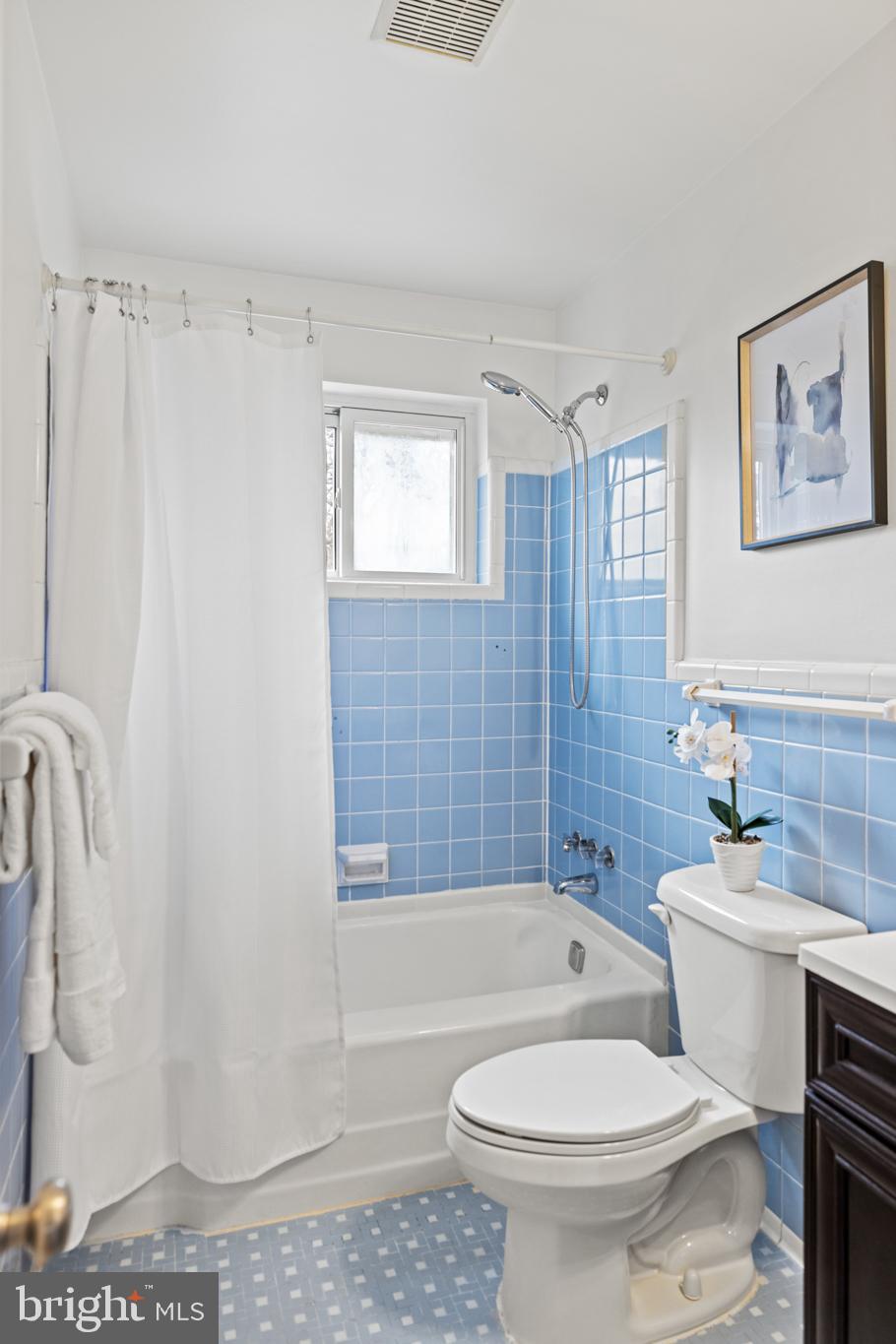 BROYHILL CREST - Residential