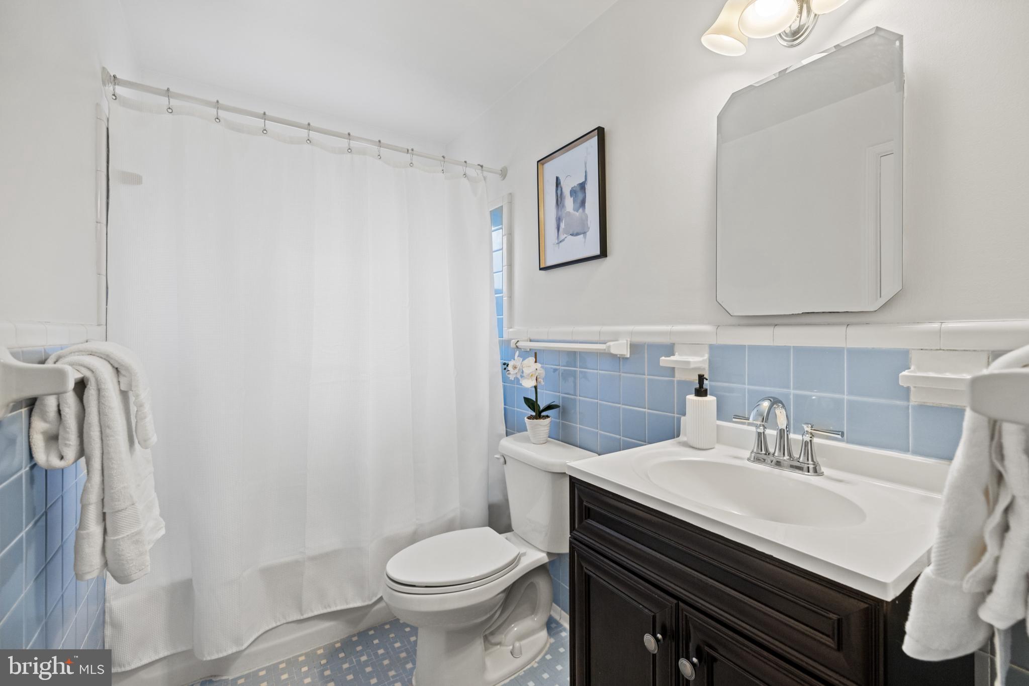 BROYHILL CREST - Residential