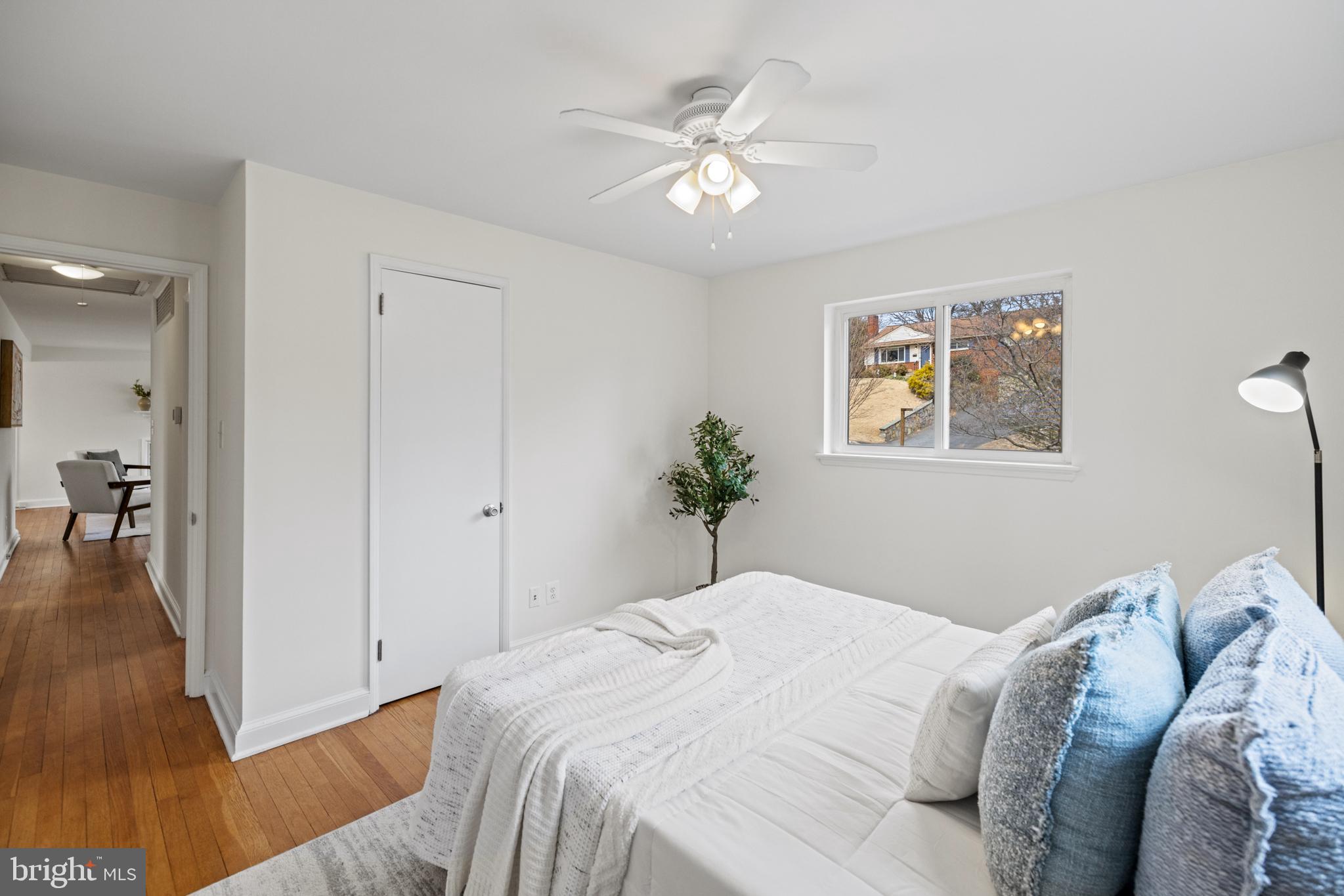 BROYHILL CREST - Residential