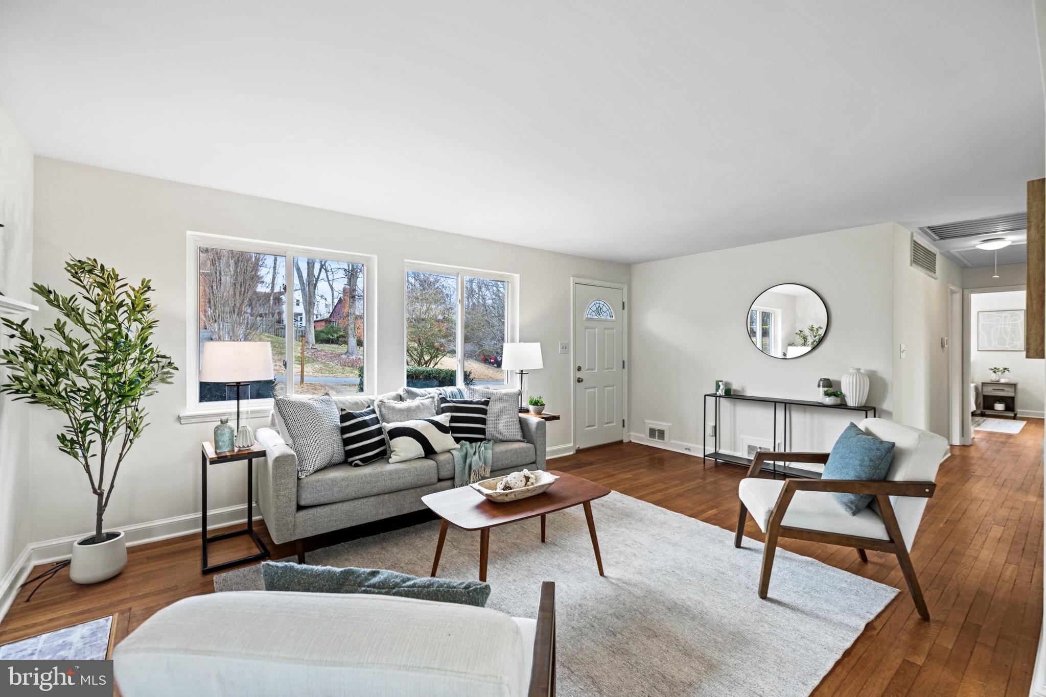 BROYHILL CREST - Residential