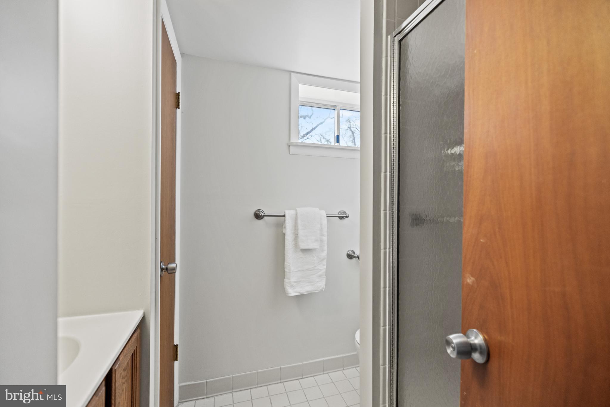 BROYHILL CREST - Residential