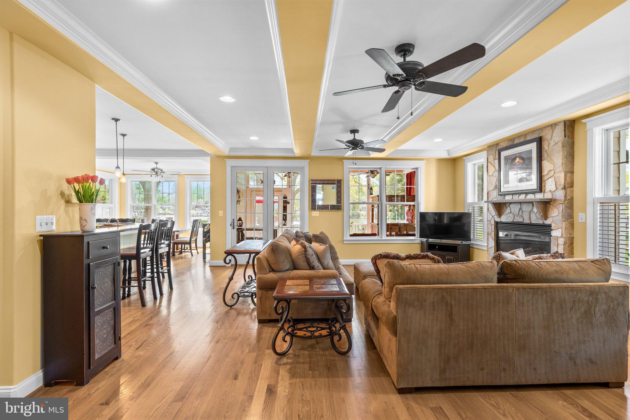 MAGOTHY MANOR - Residential