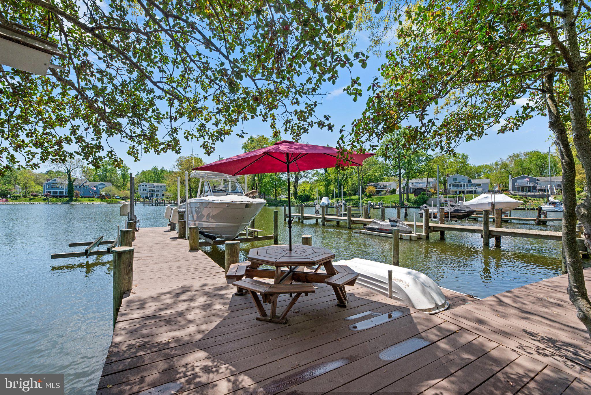 MAGOTHY MANOR - Residential