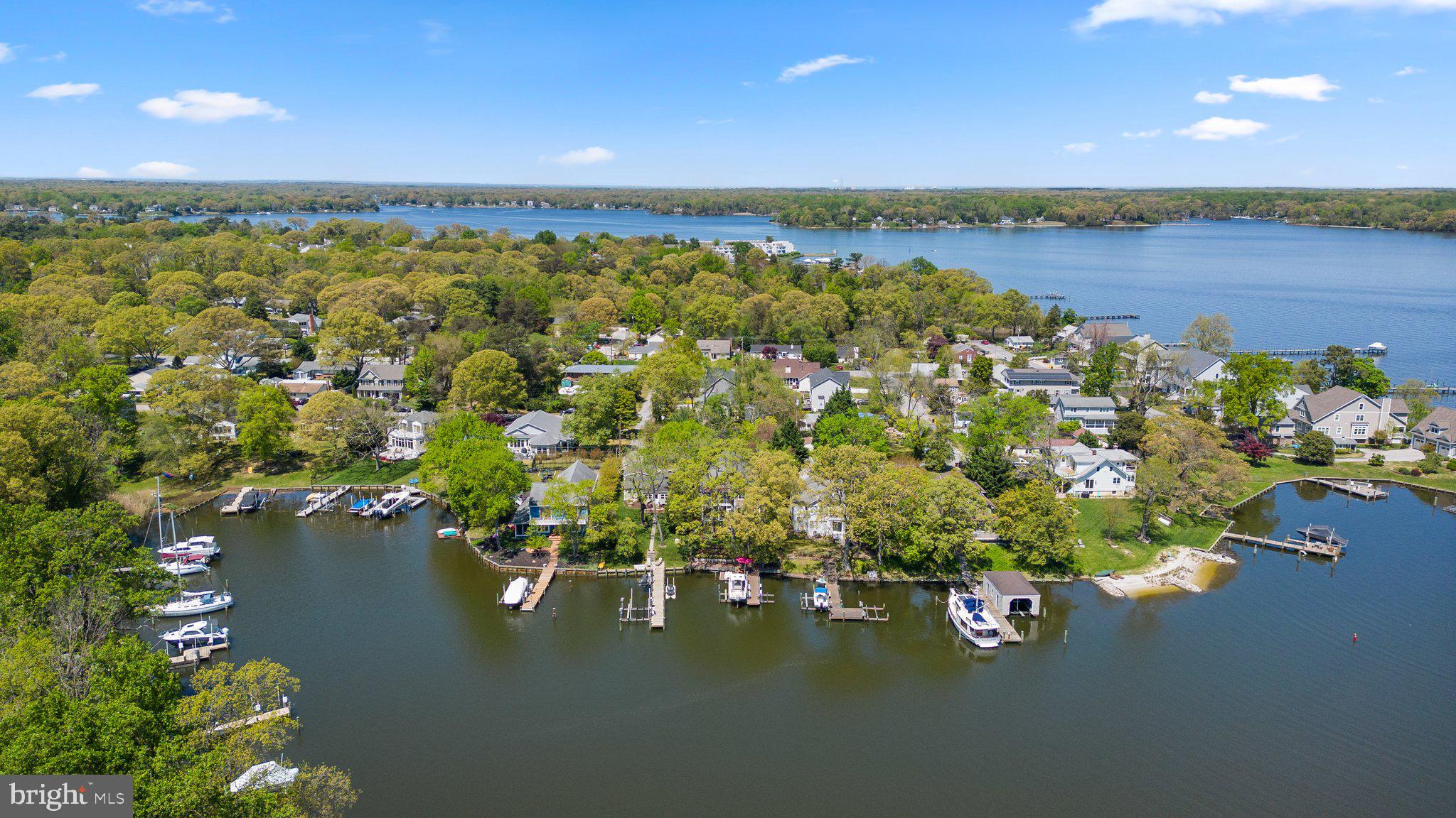 MAGOTHY MANOR - Residential