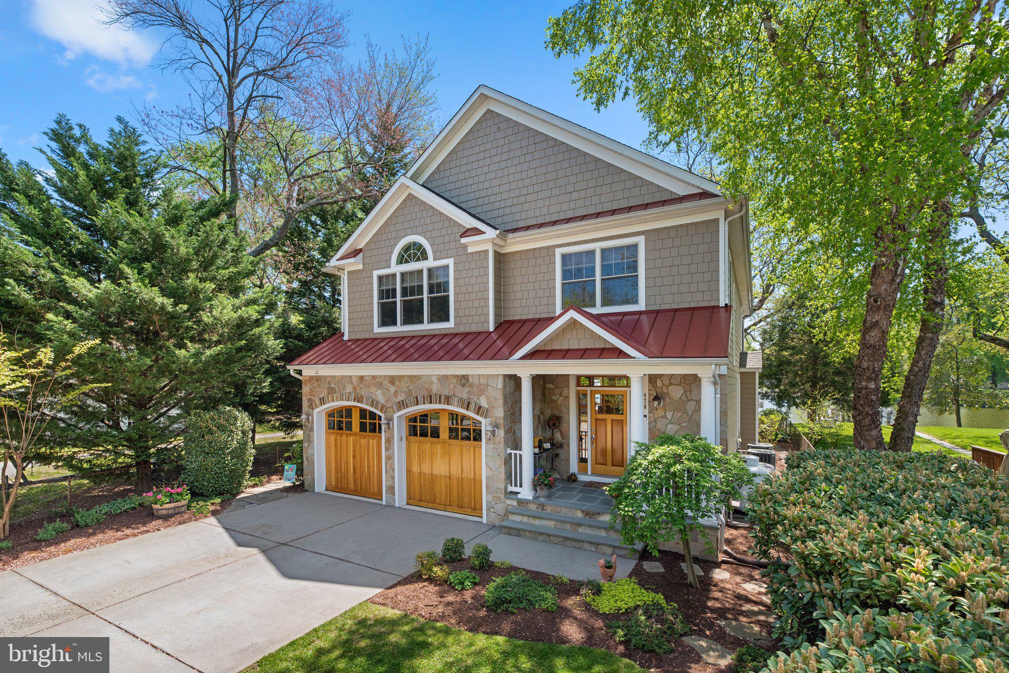 MAGOTHY MANOR - Residential