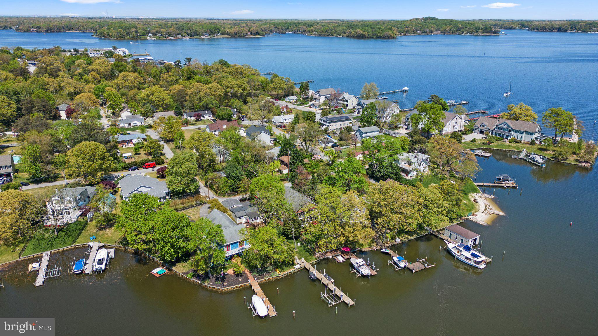MAGOTHY MANOR - Residential