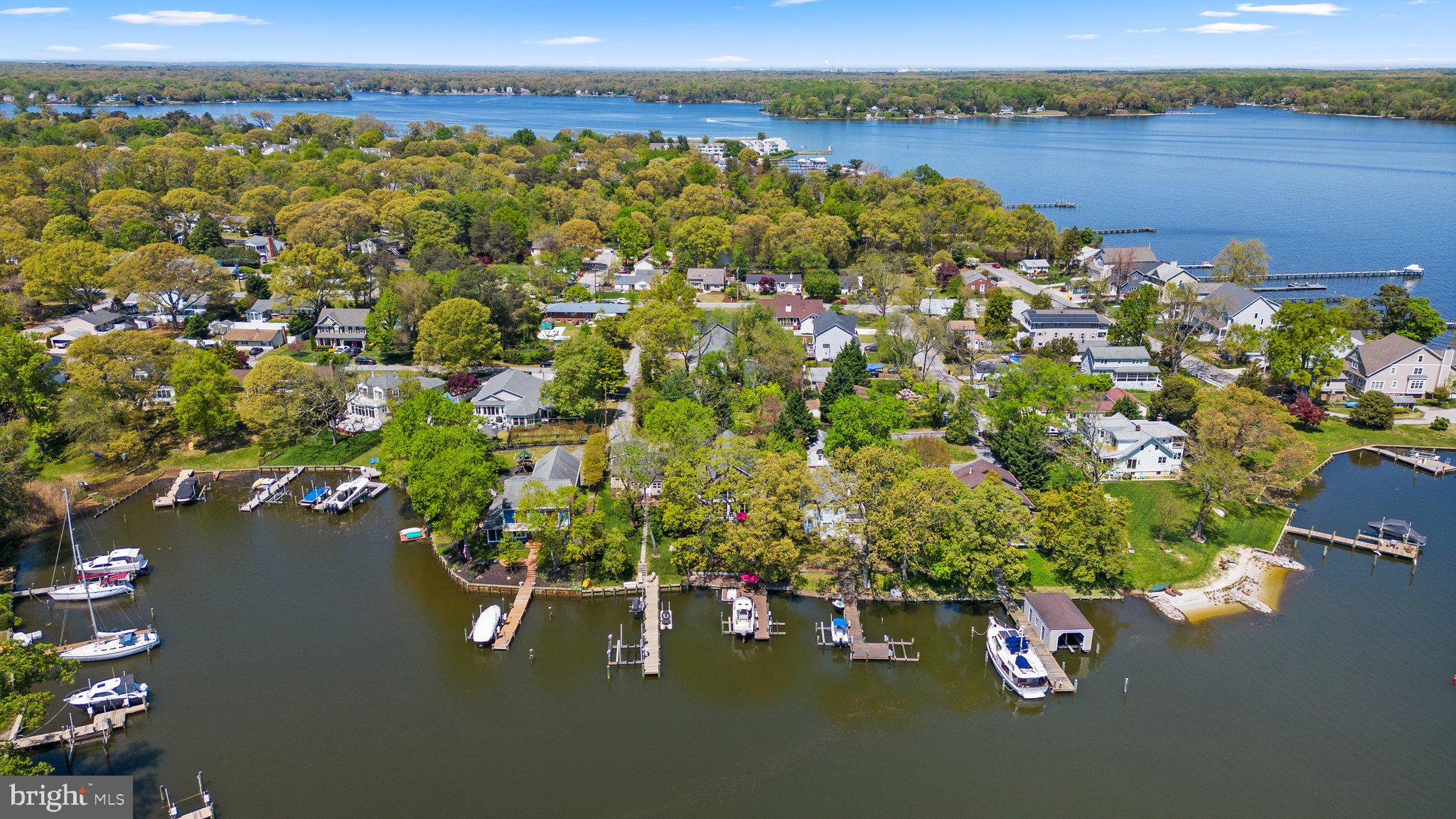 MAGOTHY MANOR - Residential