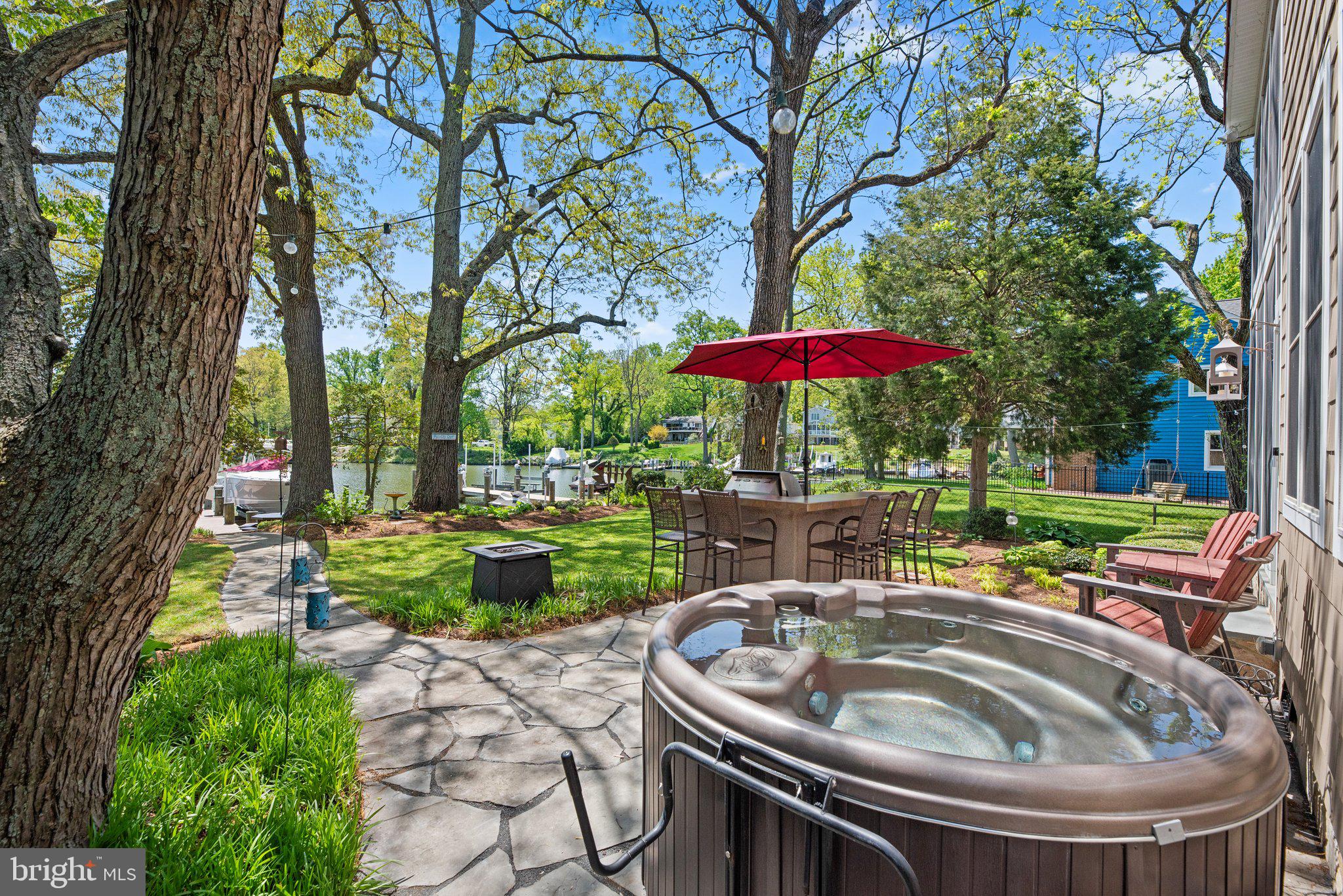 MAGOTHY MANOR - Residential