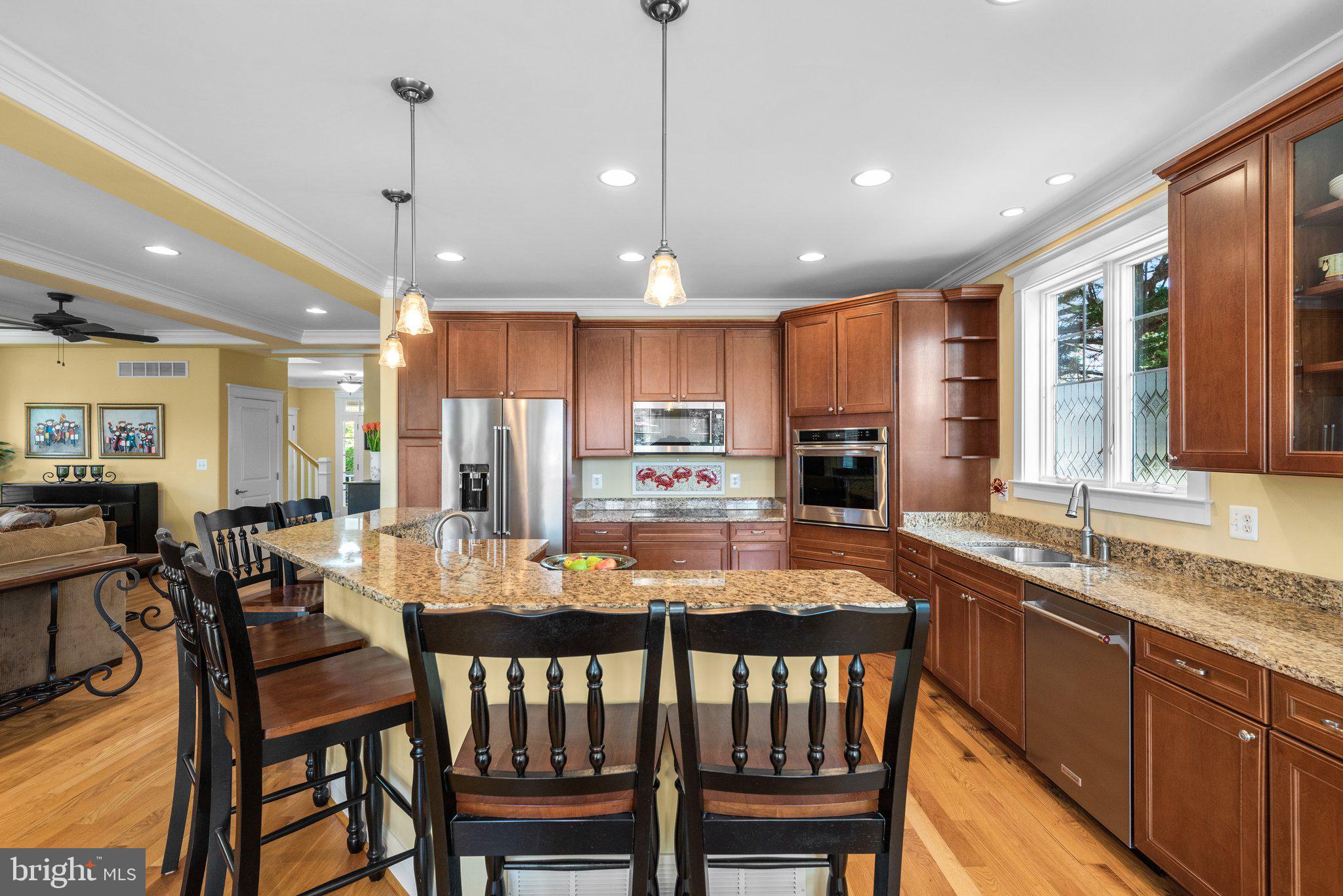 MAGOTHY MANOR - Residential