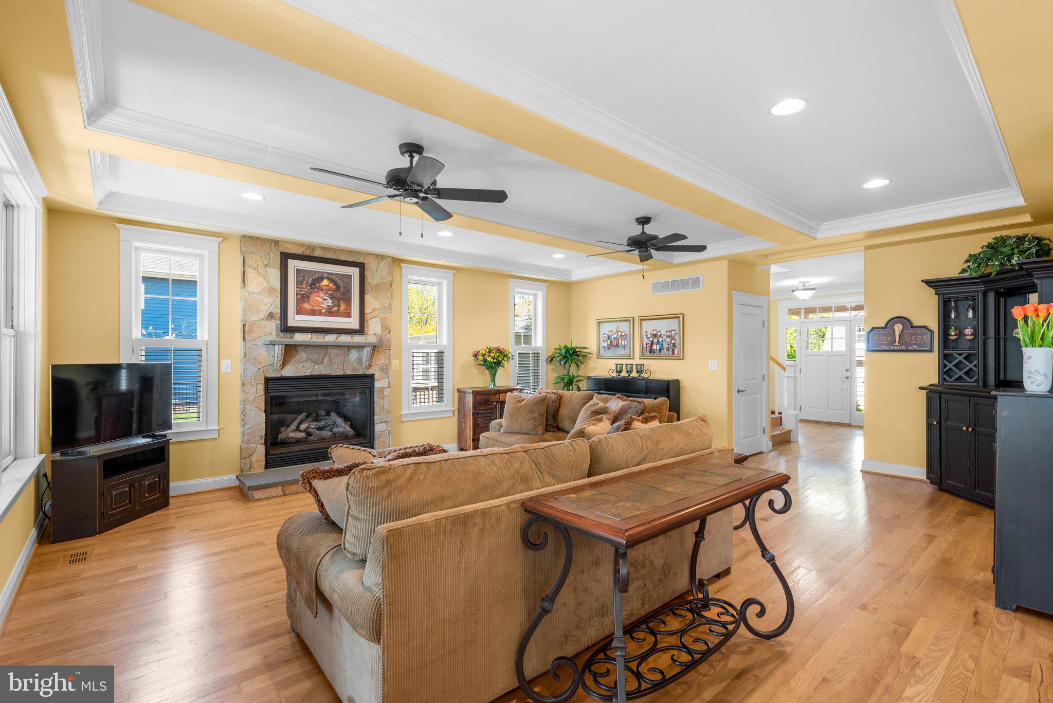 MAGOTHY MANOR - Residential