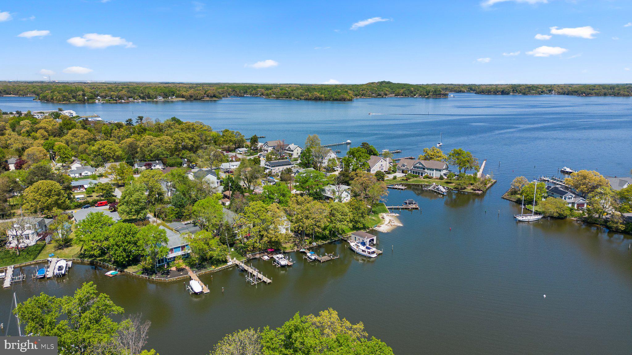 MAGOTHY MANOR - Residential