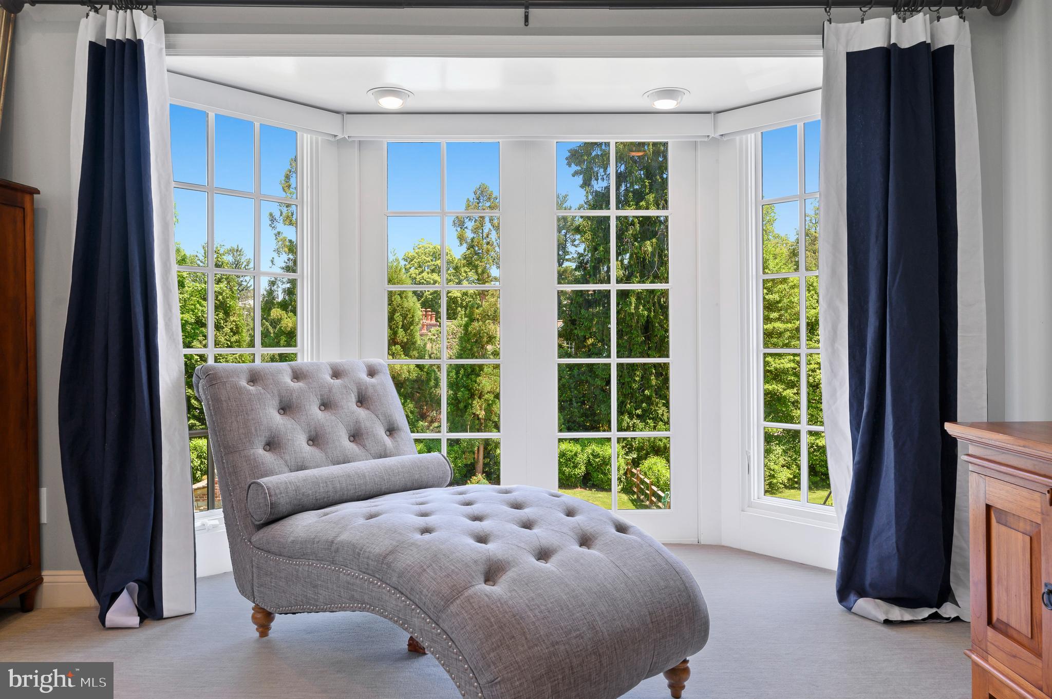 RITTENHOUSE ARBOR - Residential