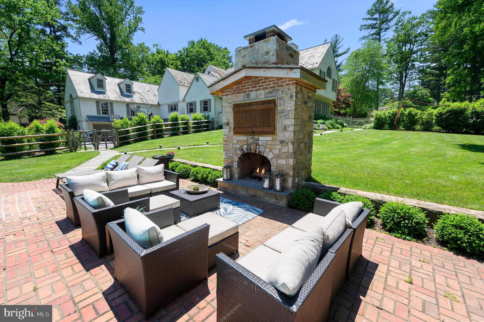 RITTENHOUSE ARBOR - Residential