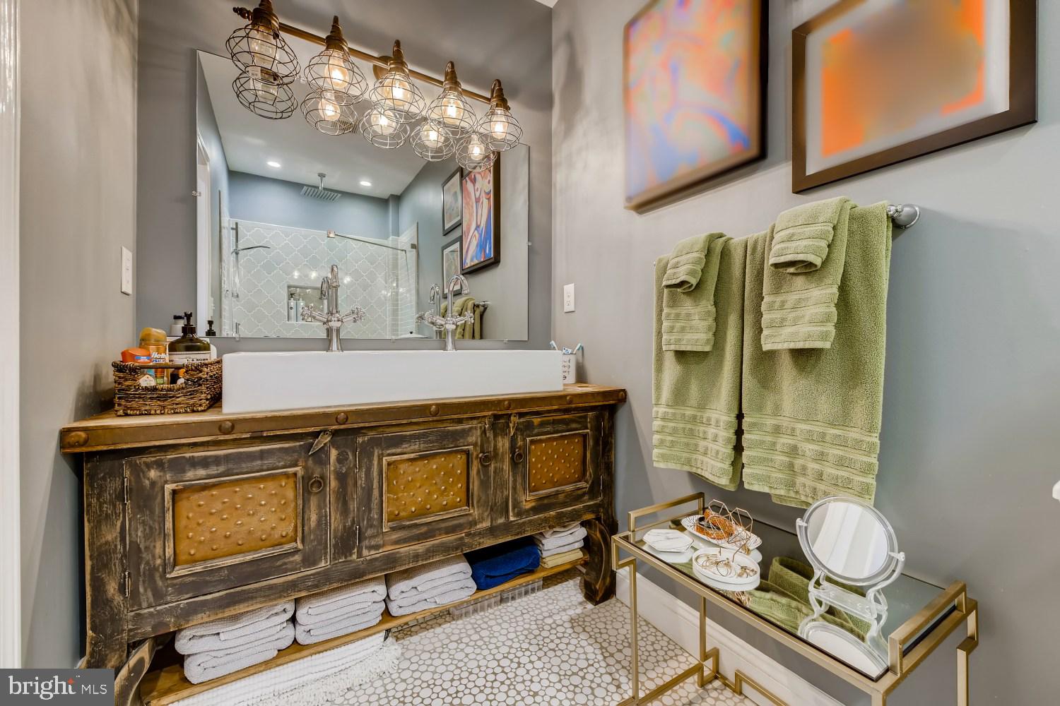 HAMPDEN HISTORIC DISTRICT - Residential