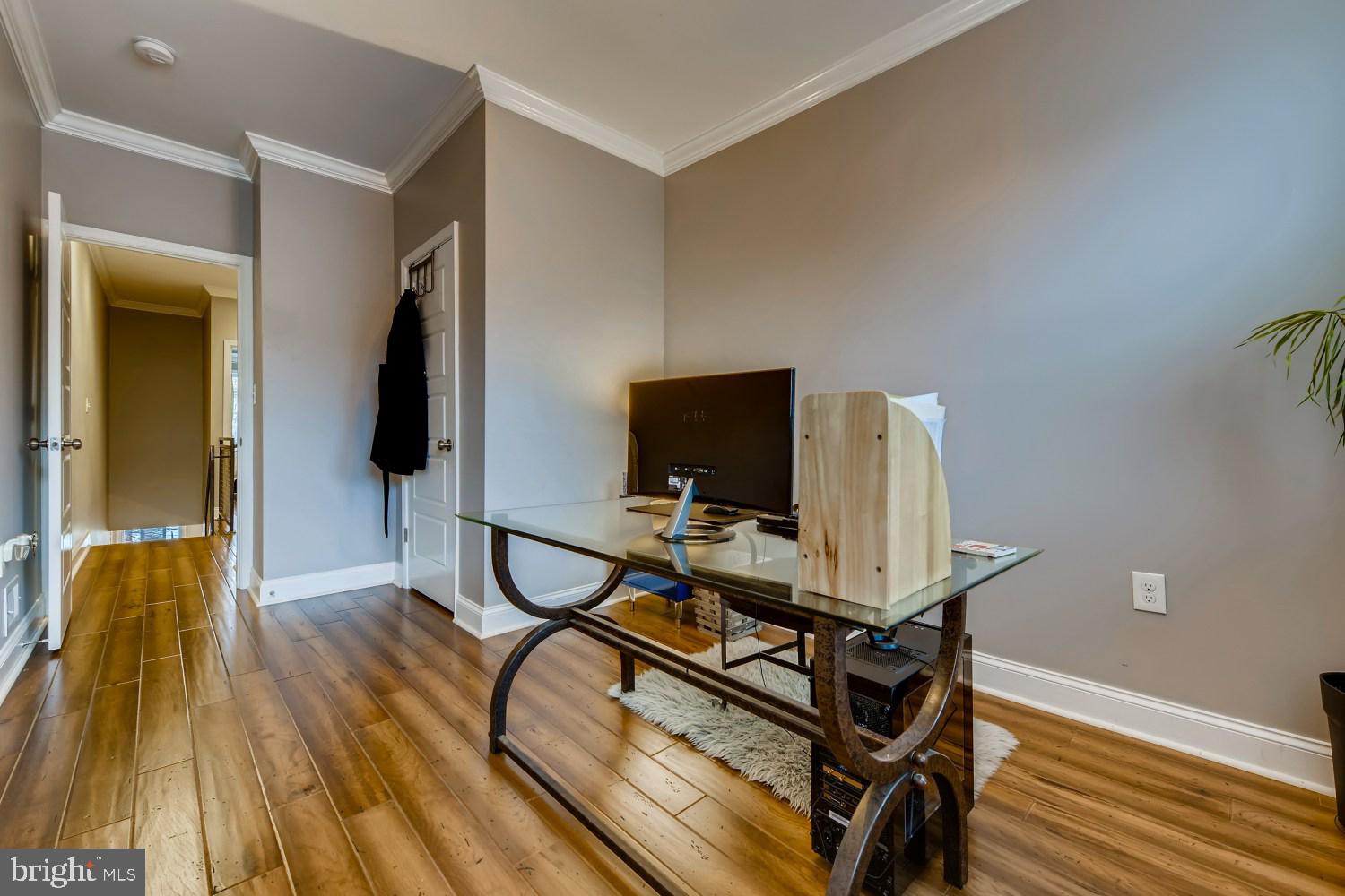 HAMPDEN HISTORIC DISTRICT - Residential